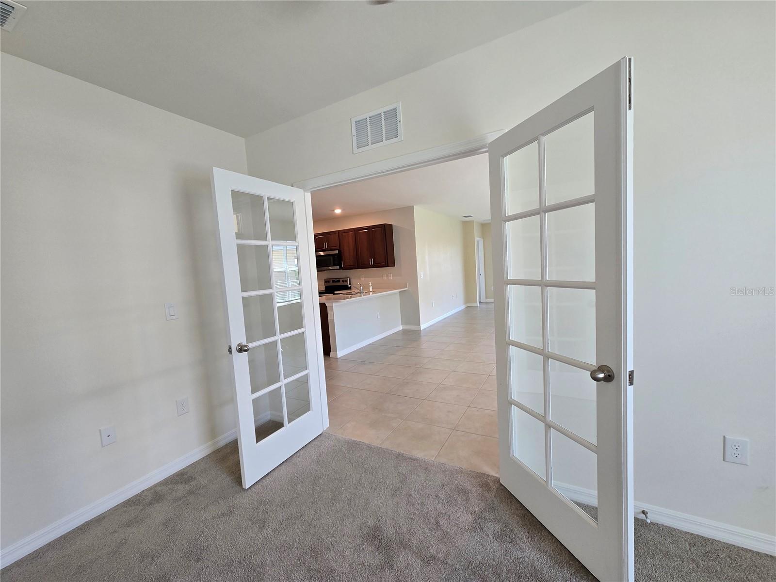 Image 8 of 21 For 25129 Lenox Circle
