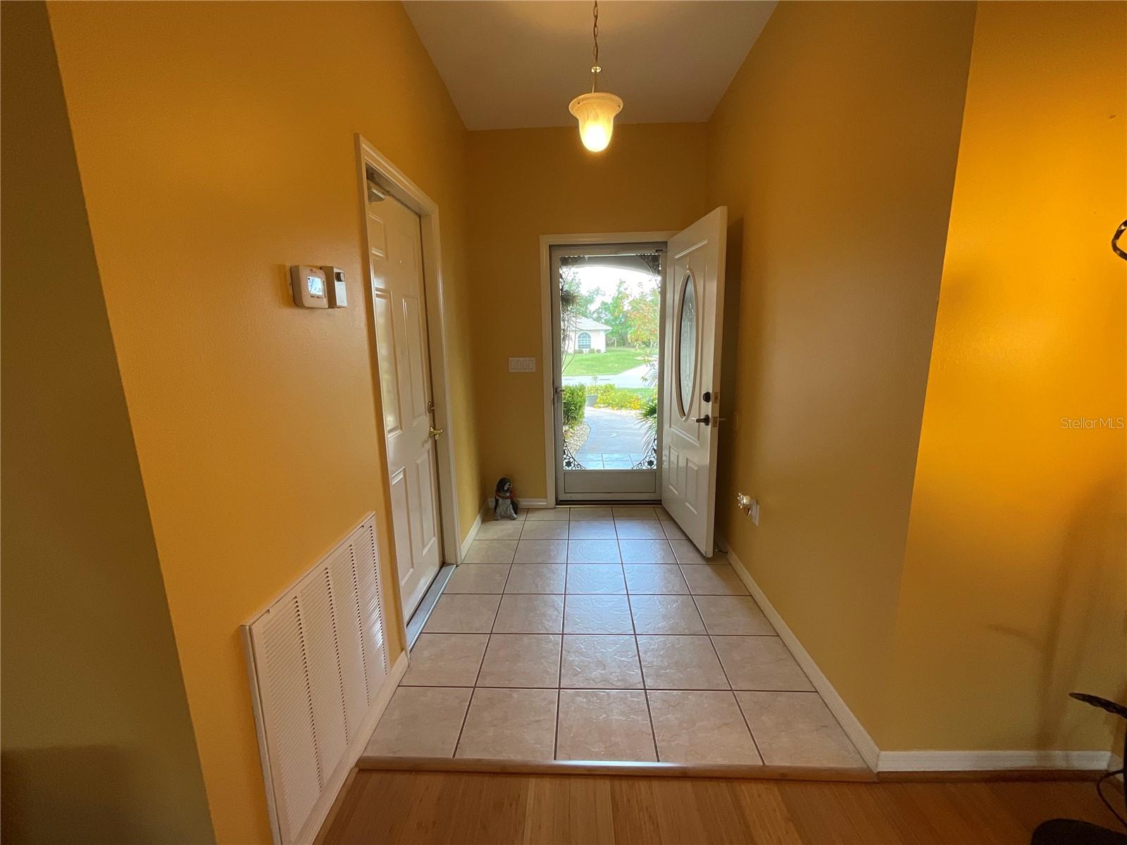 Image 15 of 49 For 1536 Willow Dale