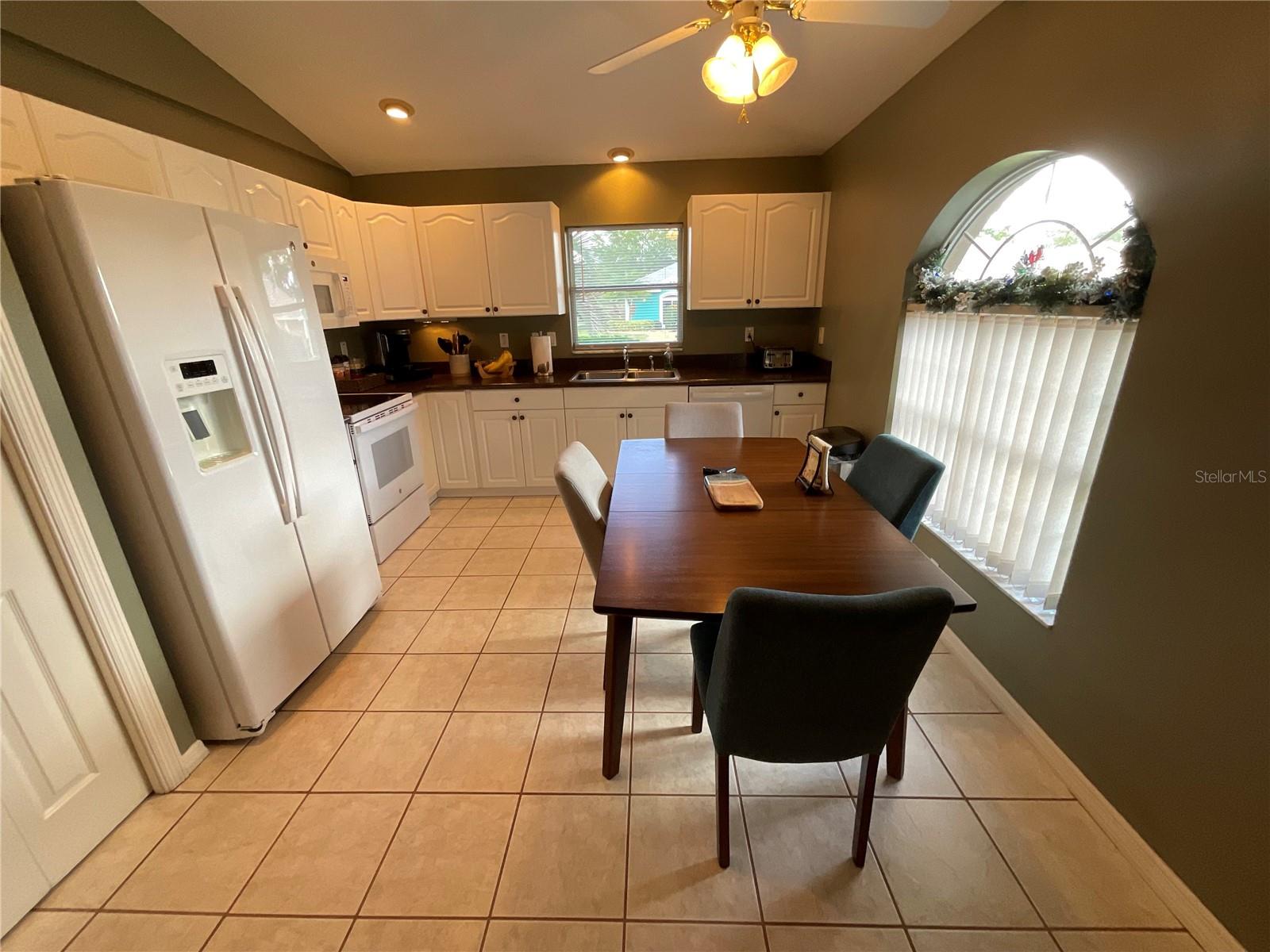 Image 40 of 49 For 1536 Willow Dale
