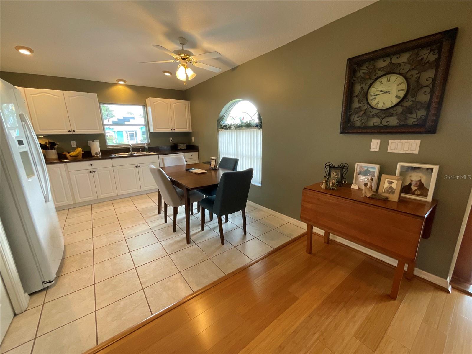 Image 41 of 49 For 1536 Willow Dale