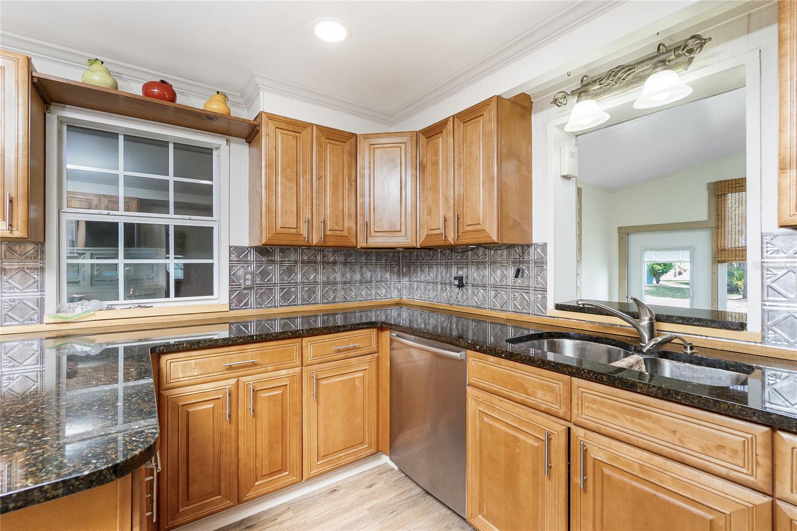 Image 8 of 65 For 7566 Danvers Circle