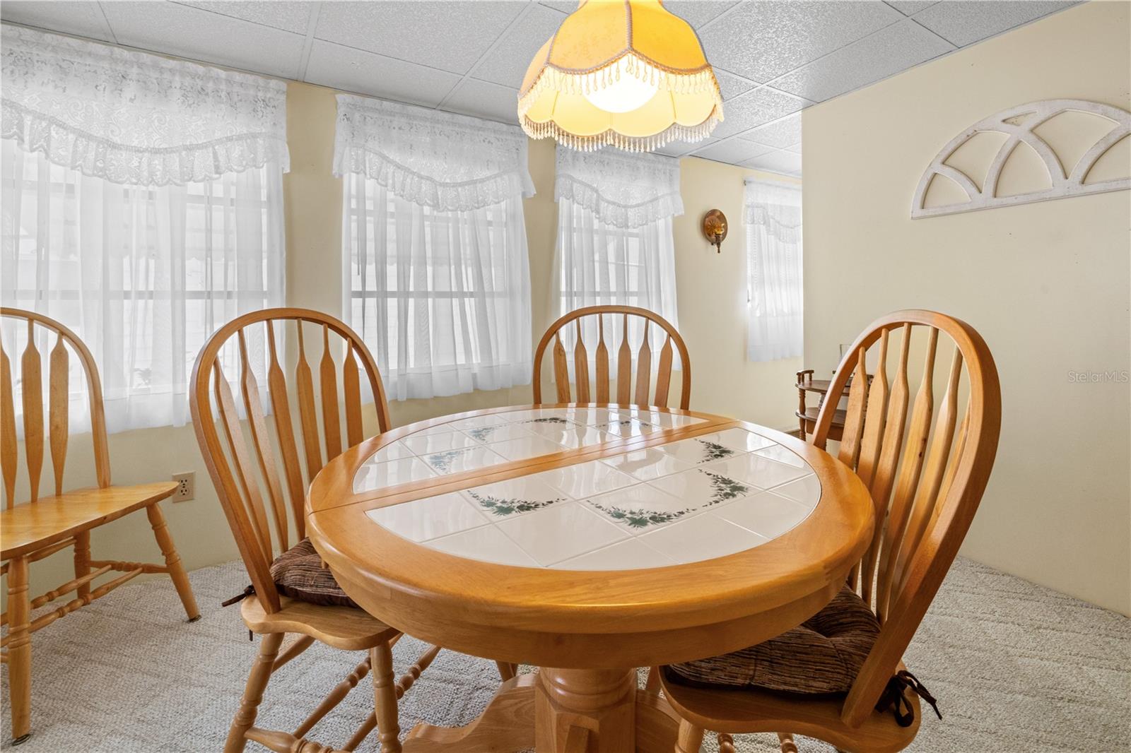 Image 15 of 42 For 5488 Holiday Park Boulevard