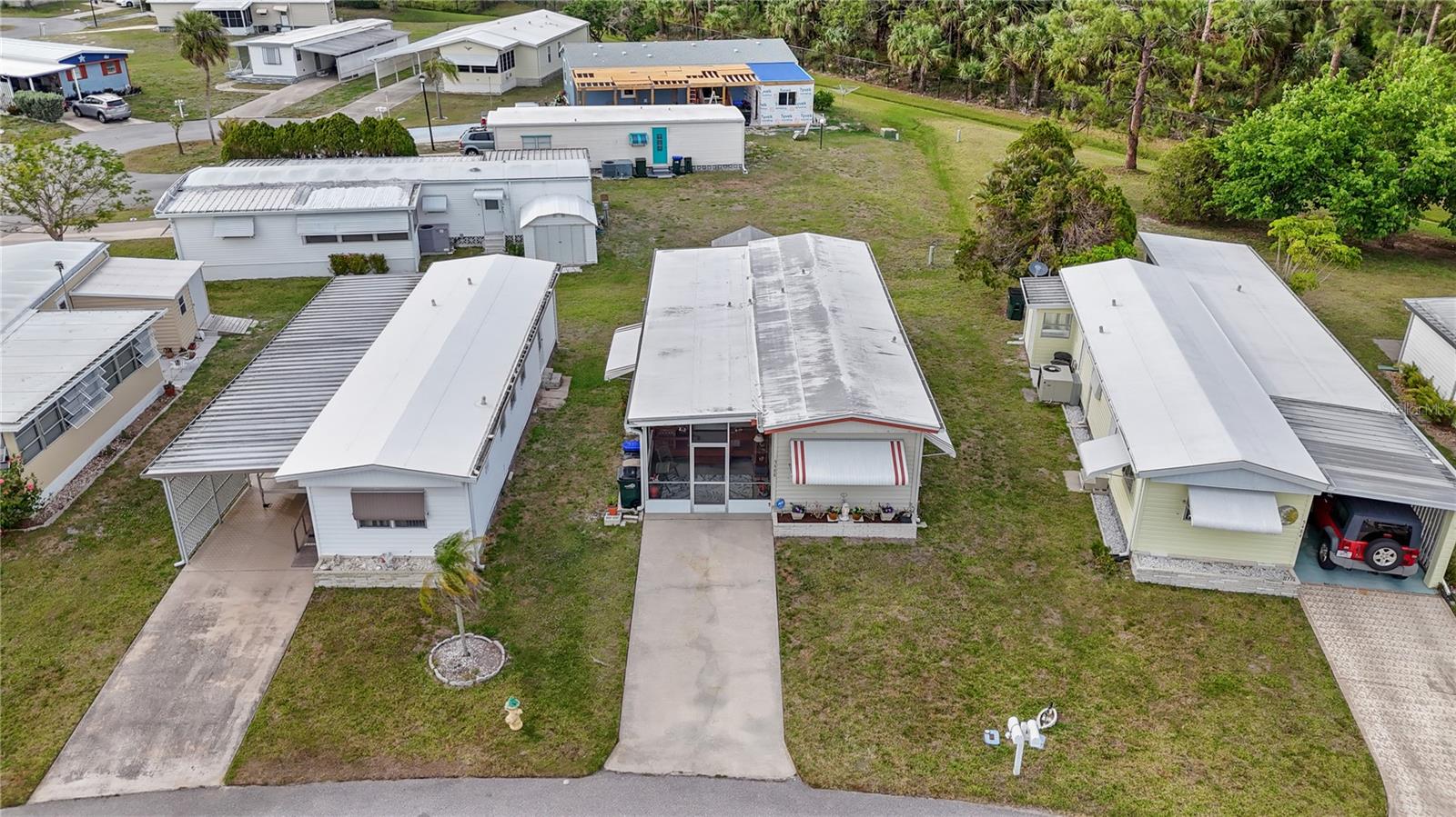 Image 3 of 42 For 5488 Holiday Park Boulevard