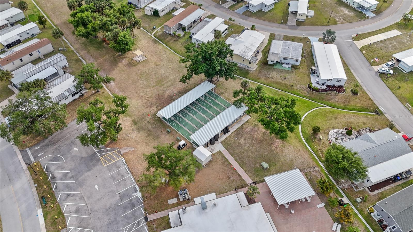 Image 40 of 42 For 5488 Holiday Park Boulevard