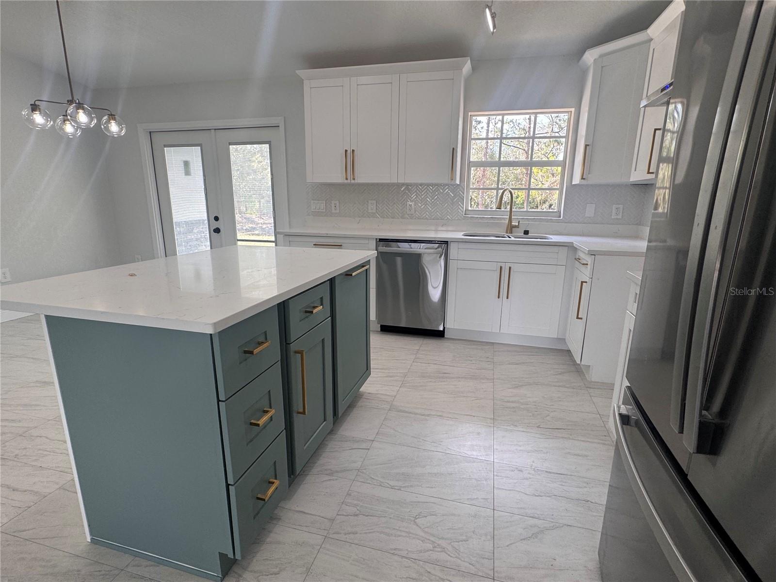 Image 13 of 85 For 11573 Wolf Avenue