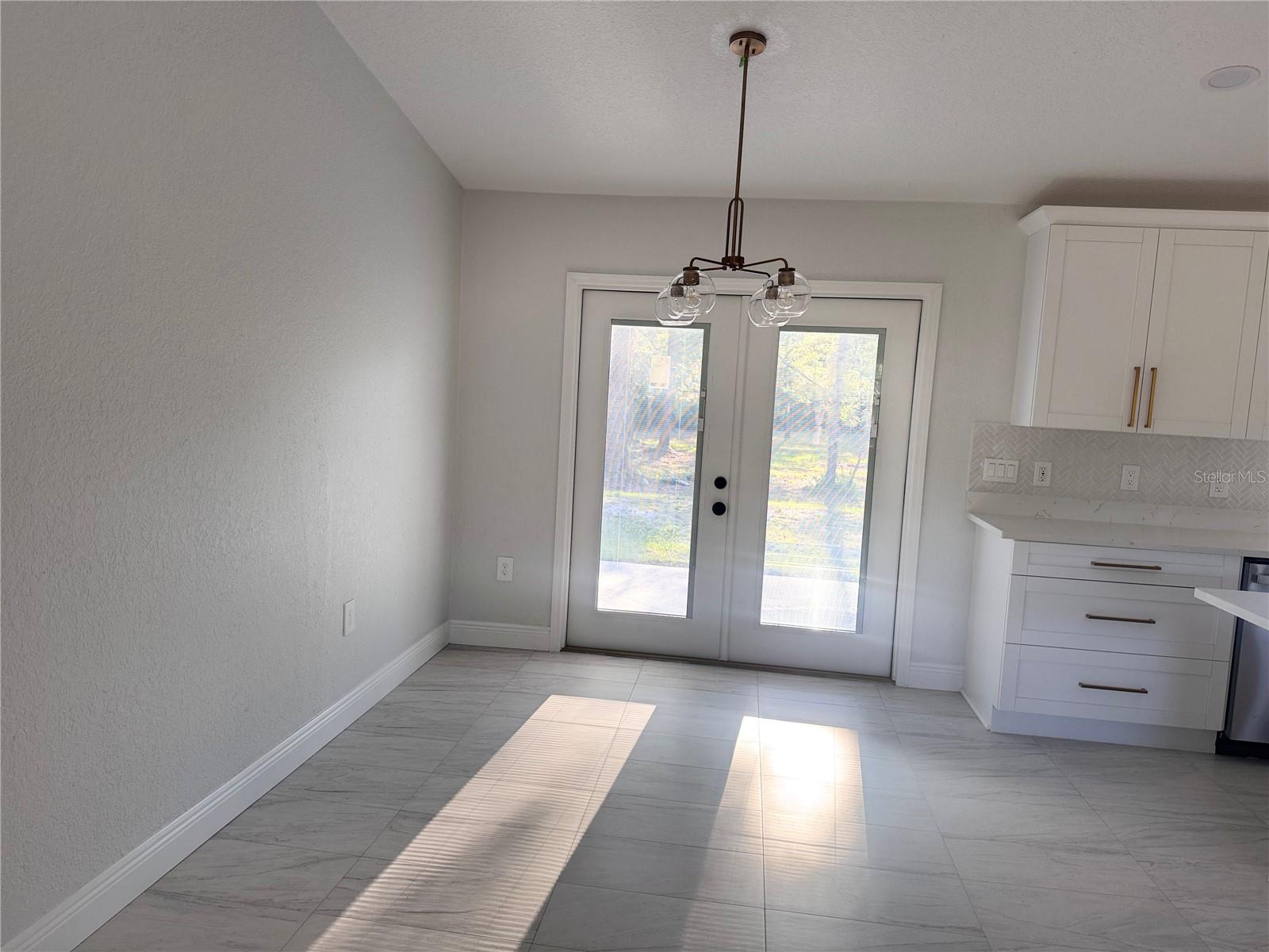 Image 41 of 85 For 11573 Wolf Avenue