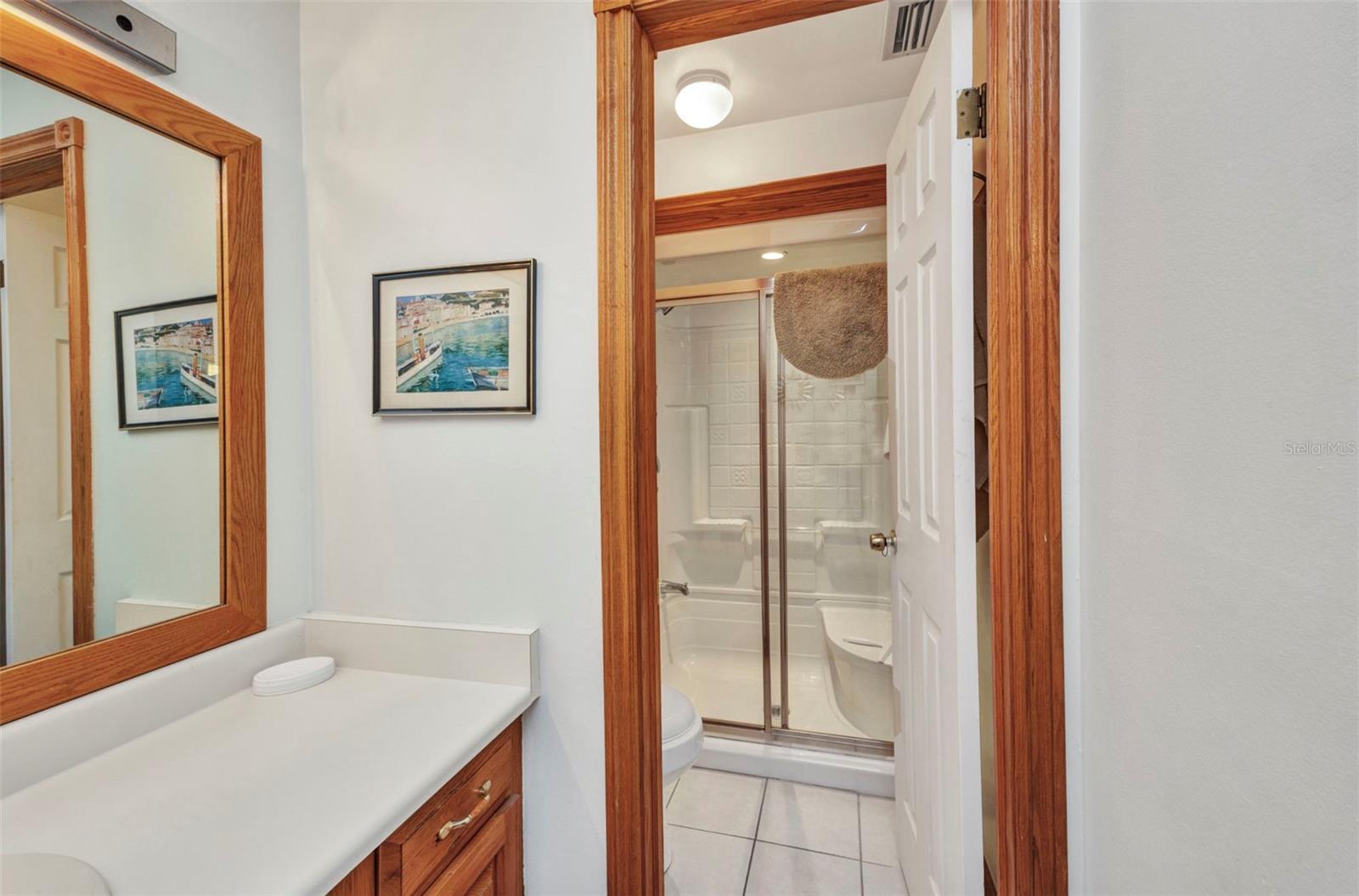 Image 16 of 58 For 22375 Edgewater Drive 255