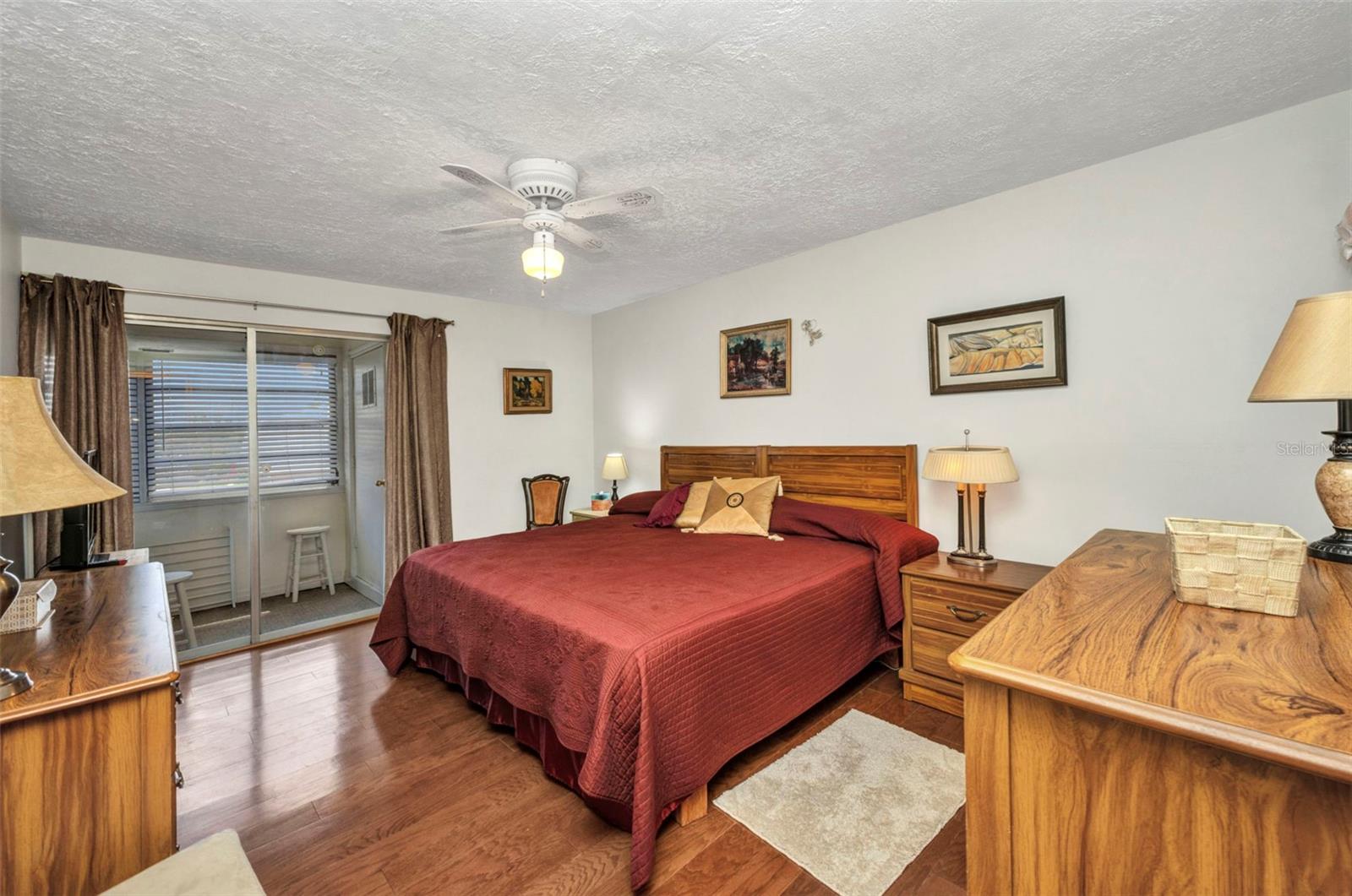 Image 24 of 58 For 22375 Edgewater Drive 255