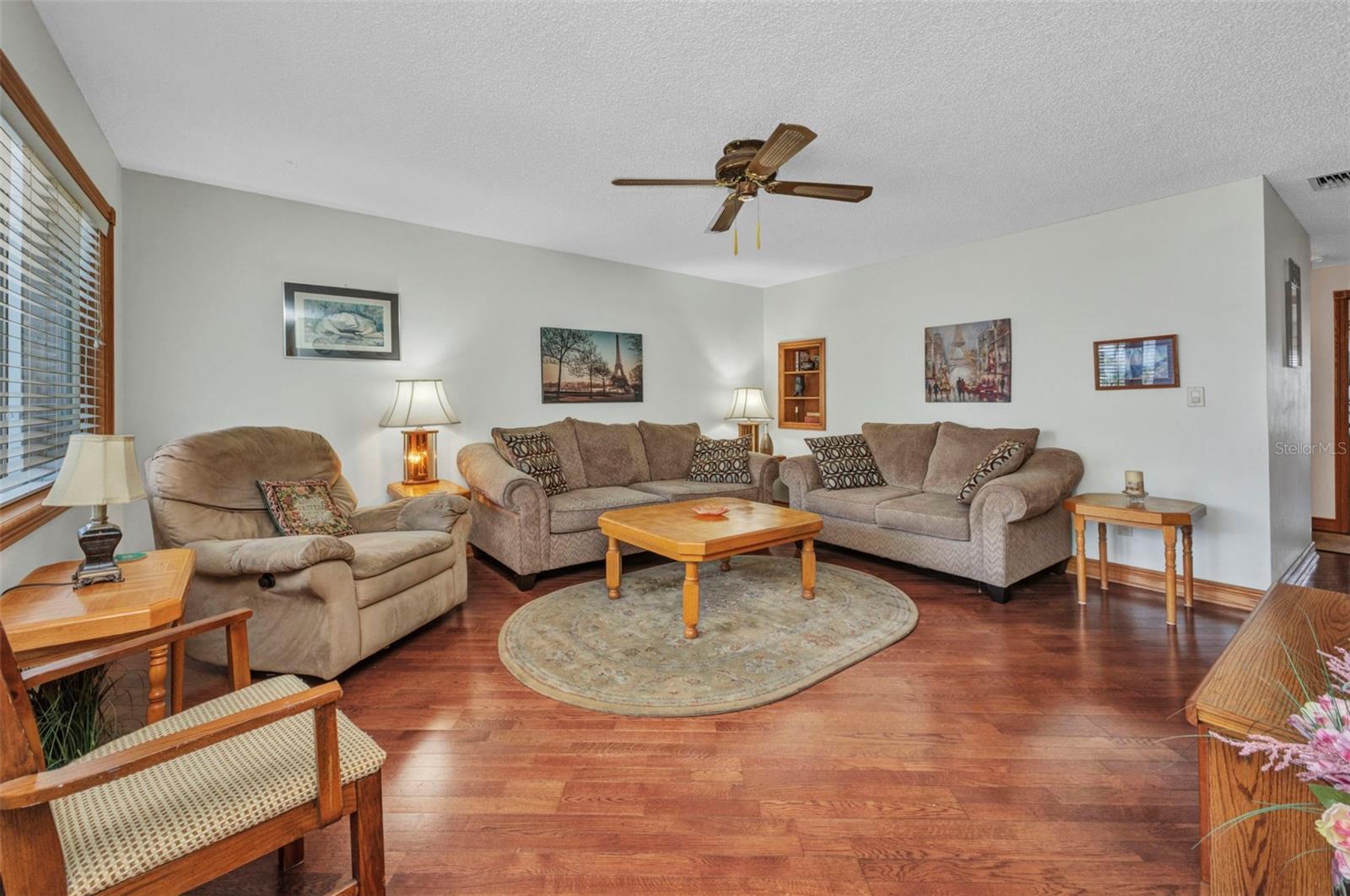 Image 6 of 58 For 22375 Edgewater Drive 255