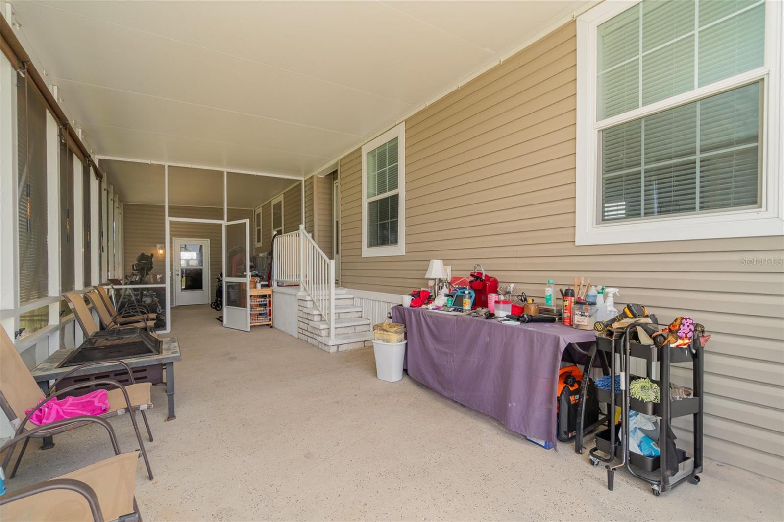 Image 21 of 36 For 714 Fairmount Drive