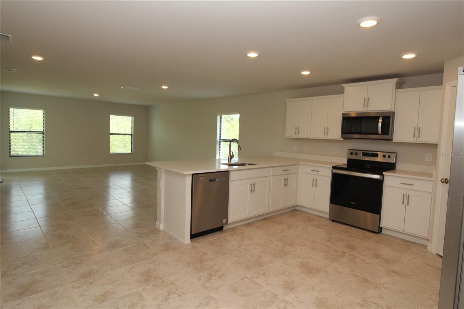 Image 5 of 38 For 17374 Gadsen Avenue