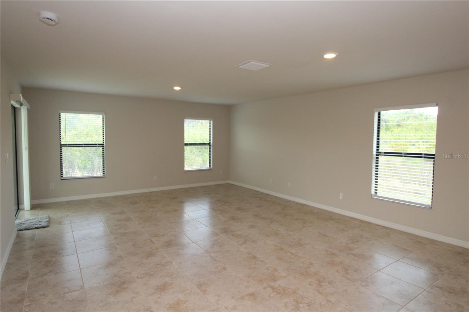 Image 6 of 38 For 17374 Gadsen Avenue