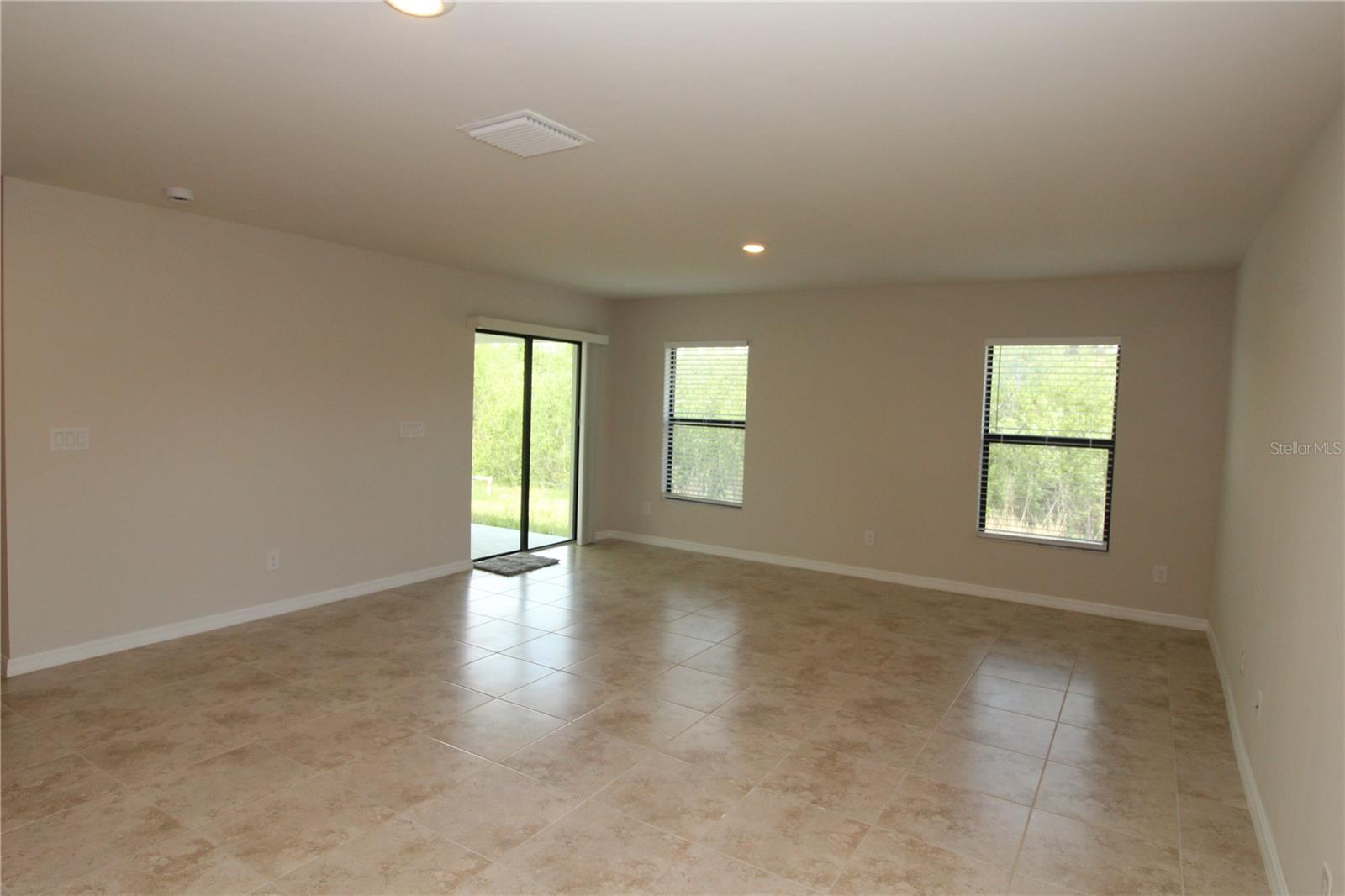 Image 7 of 38 For 17374 Gadsen Avenue