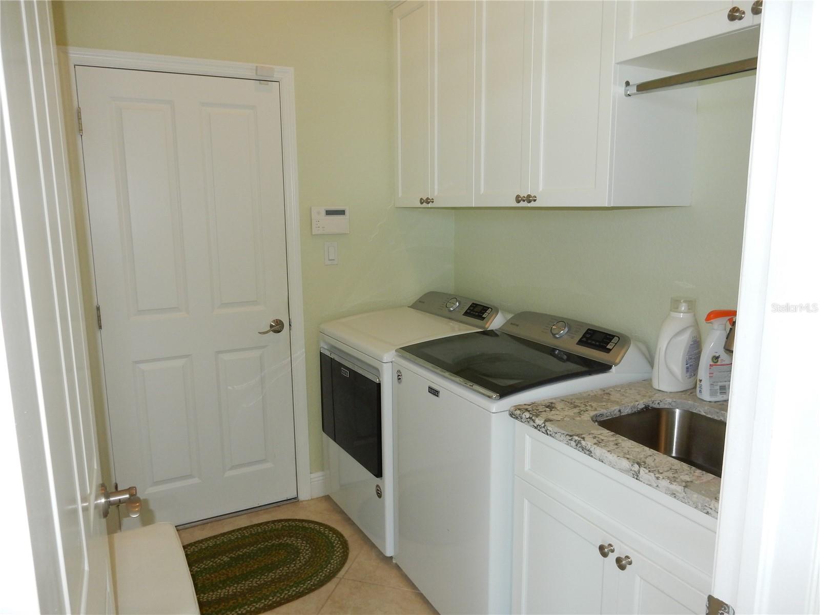 Image 33 of 60 For 15490 Seafoam Circle