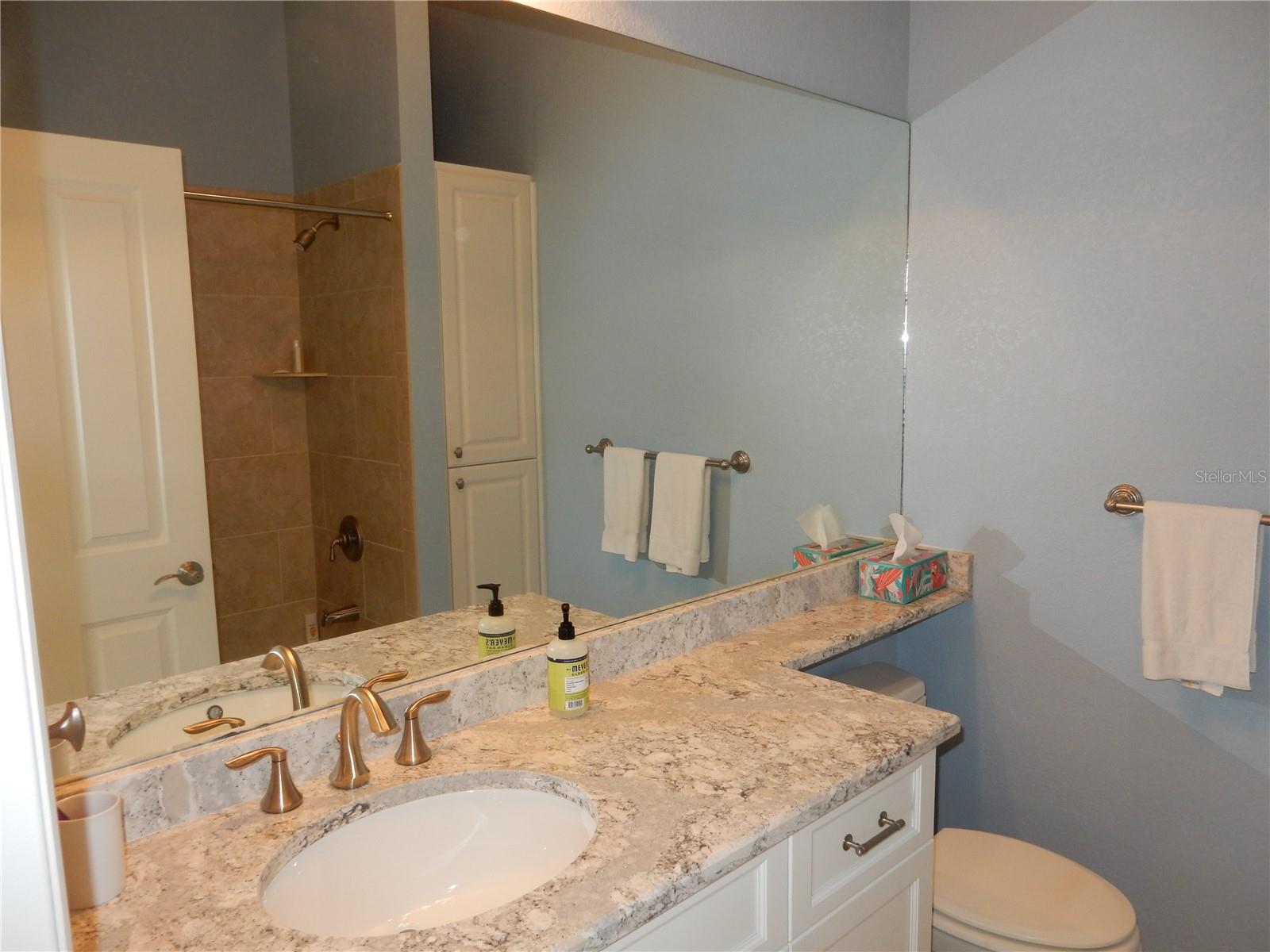 Image 51 of 60 For 15490 Seafoam Circle