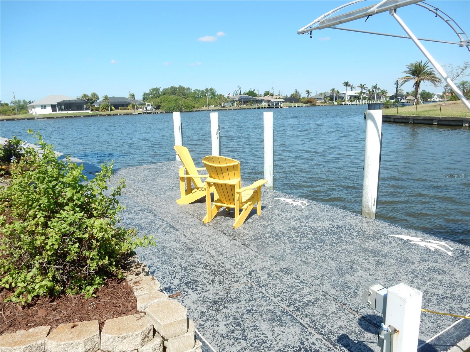 Image 8 of 60 For 15490 Seafoam Circle