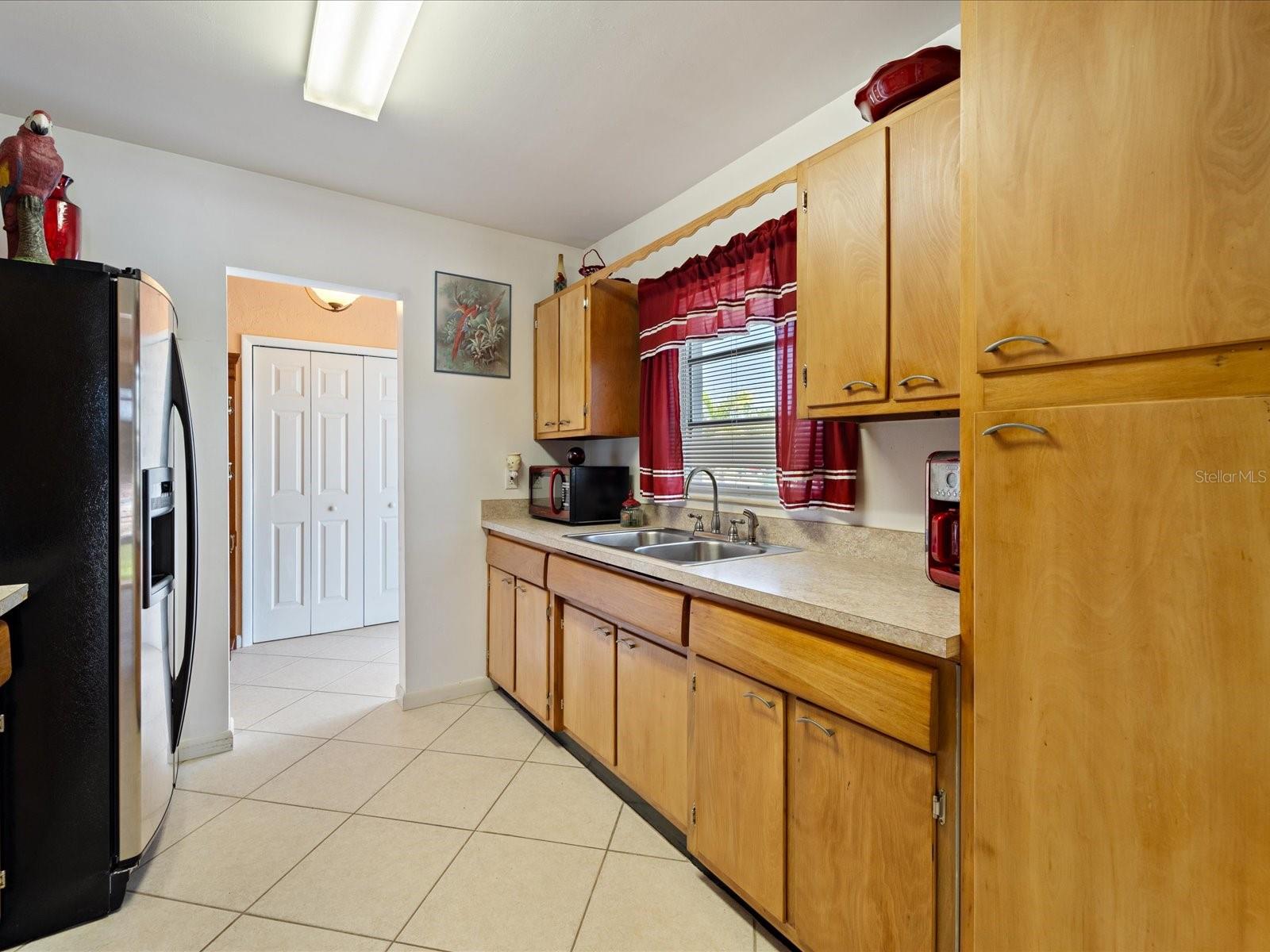 Image 18 of 35 For 21444 Higgs Drive
