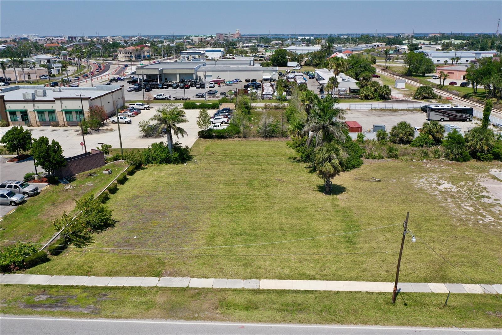 Image 6 of 20 For 122 Mckenzie Street
