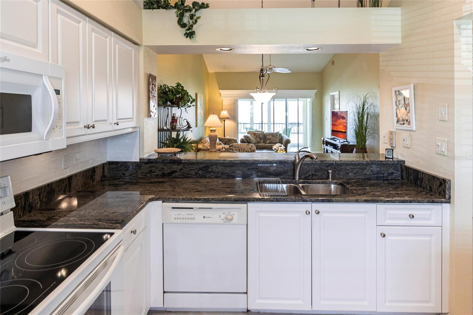 Image 7 of 31 For 4000 Bal Harbor Boulevard 124