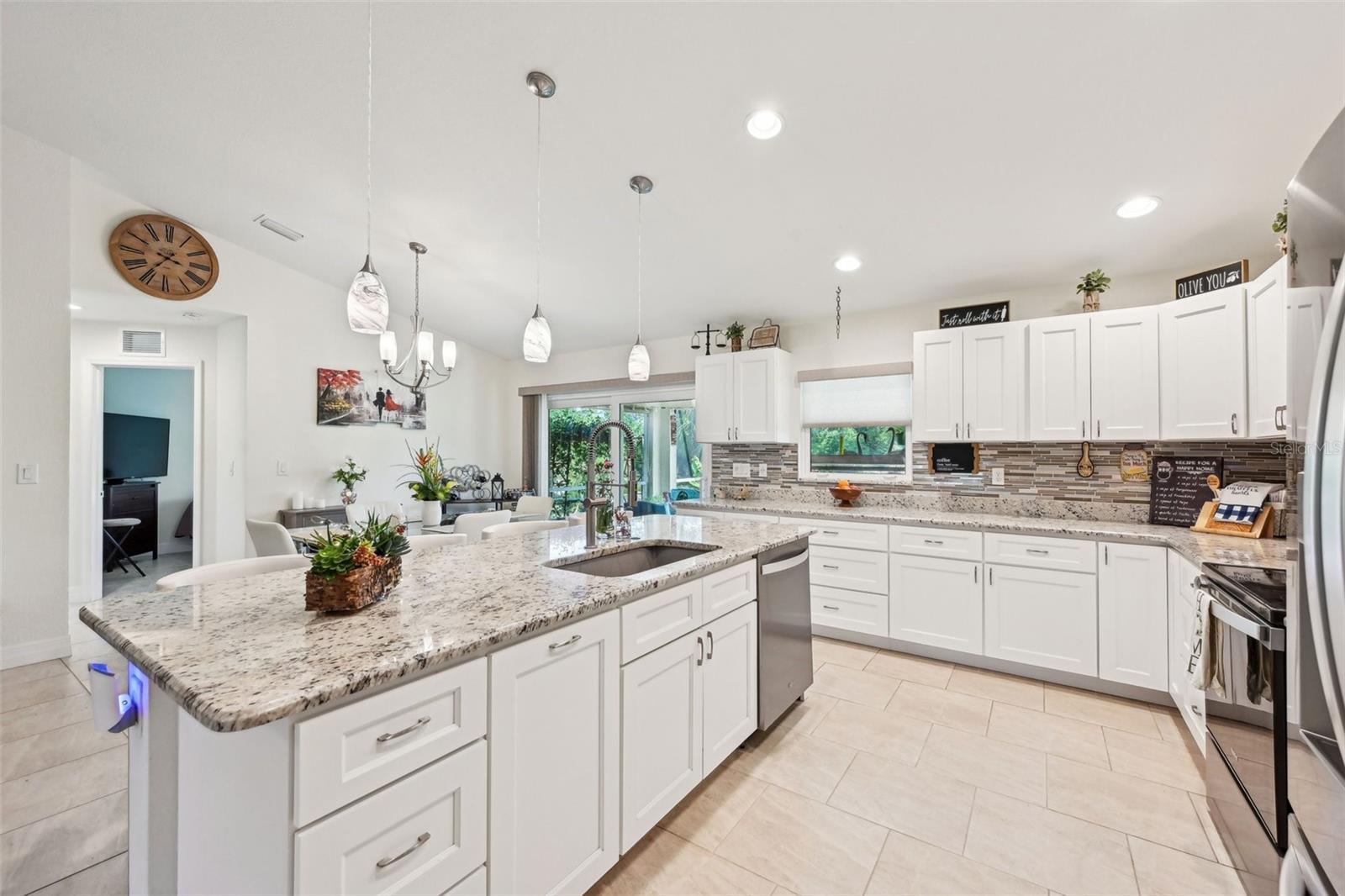 Image 11 of 36 For 4463 Cromey Road