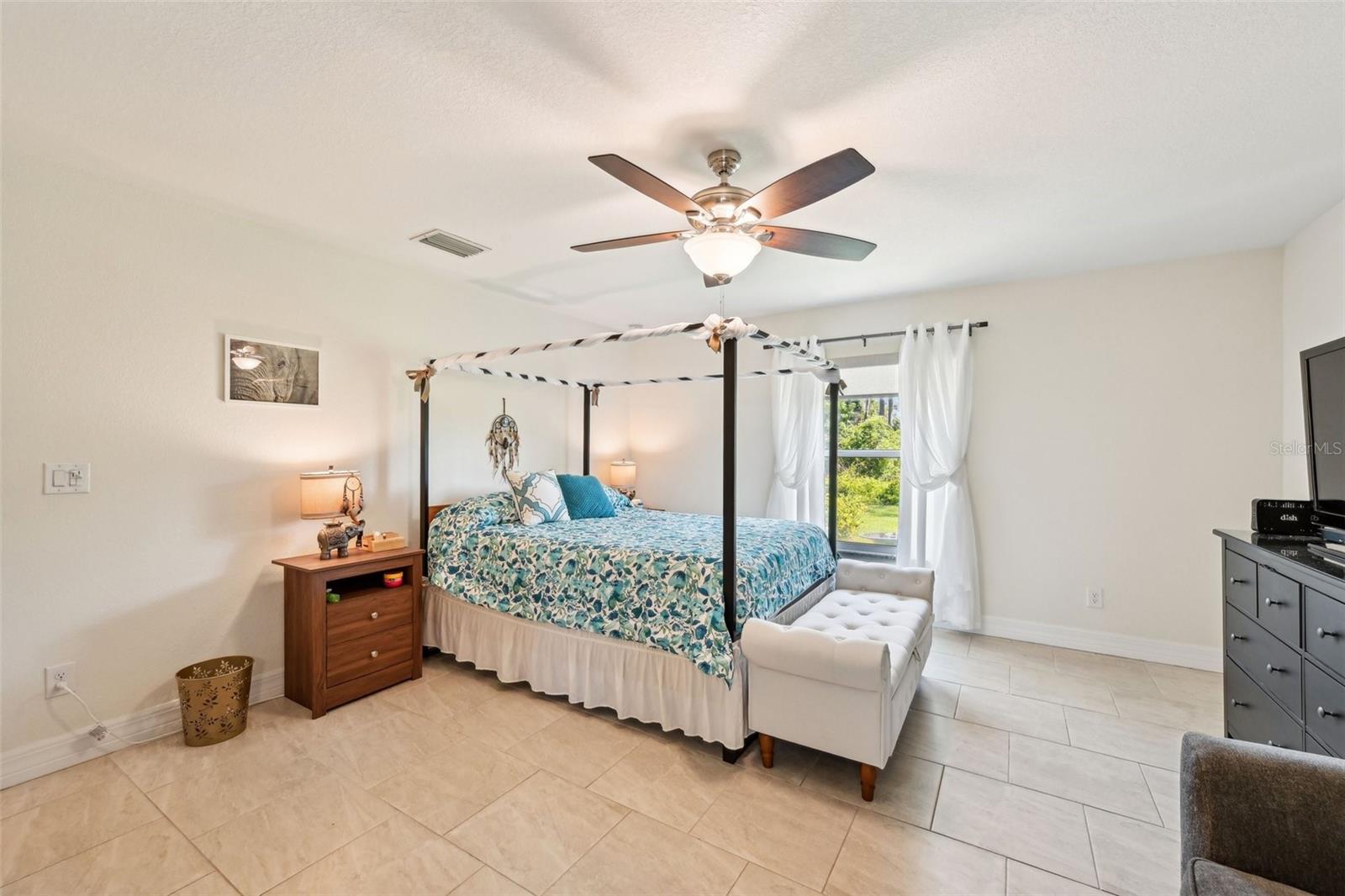 Image 17 of 36 For 4463 Cromey Road