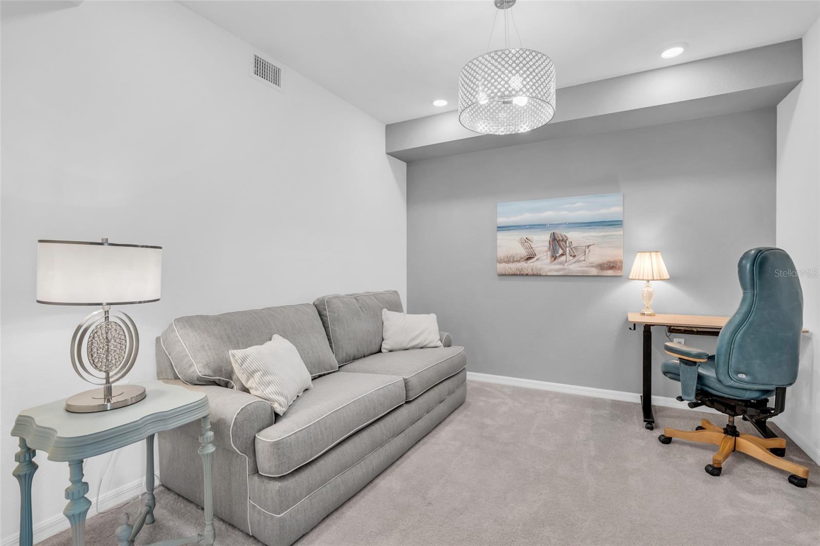 Image 13 of 42 For 14204 Heritage Landing Boulevard 712