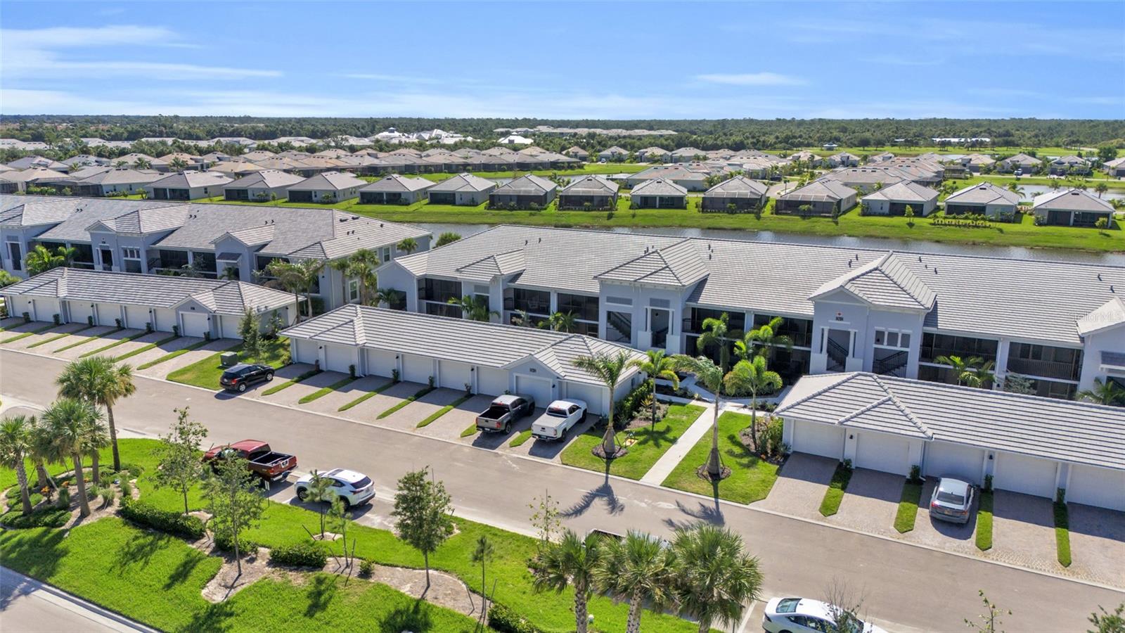 Image 2 of 42 For 14204 Heritage Landing Boulevard 712