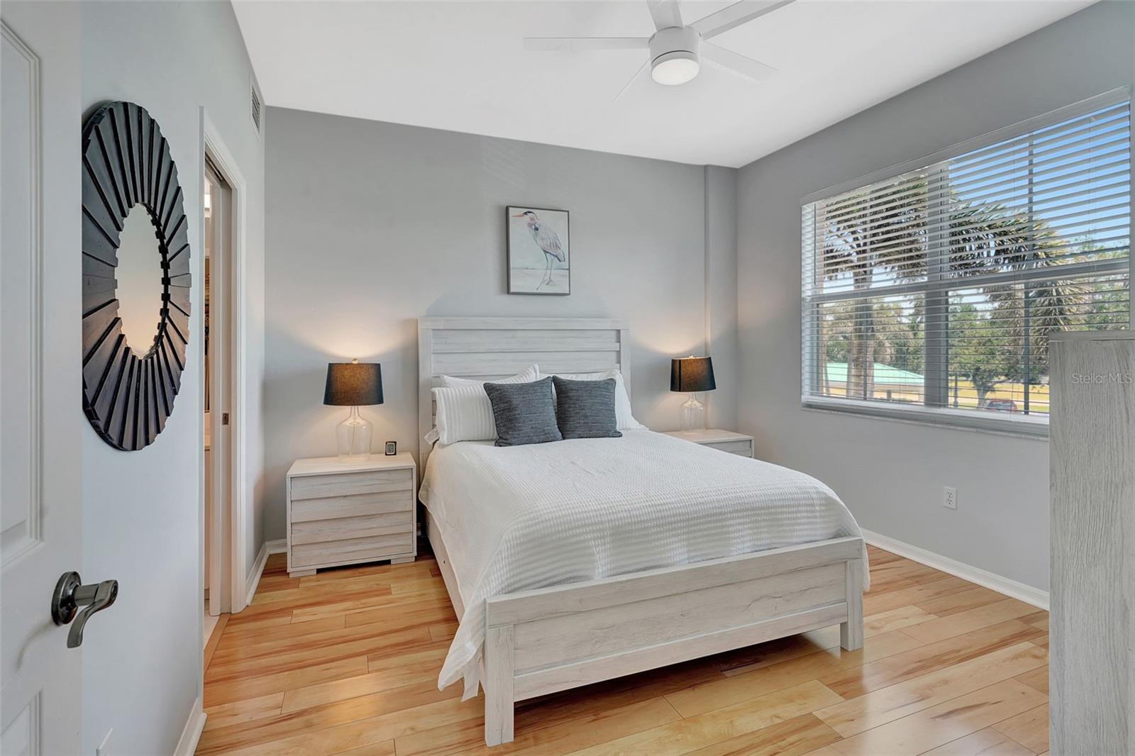 Image 4 of 35 For 2090 Matecumbe Key Road 1207