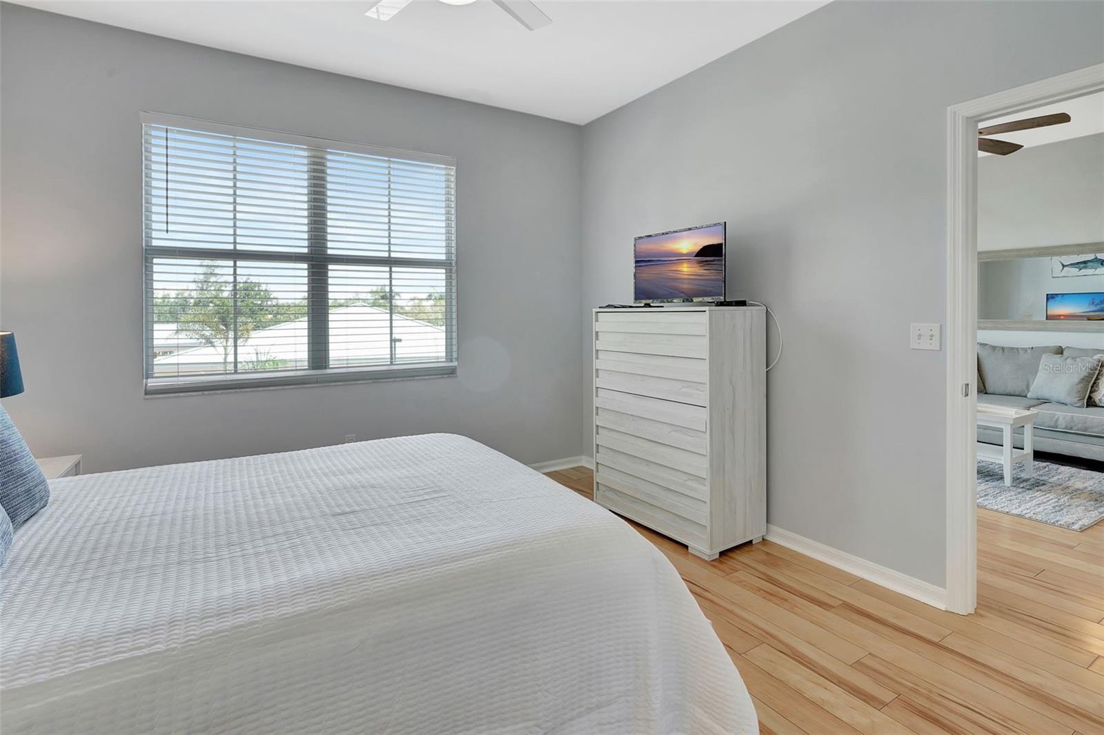 Image 7 of 35 For 2090 Matecumbe Key Road 1207