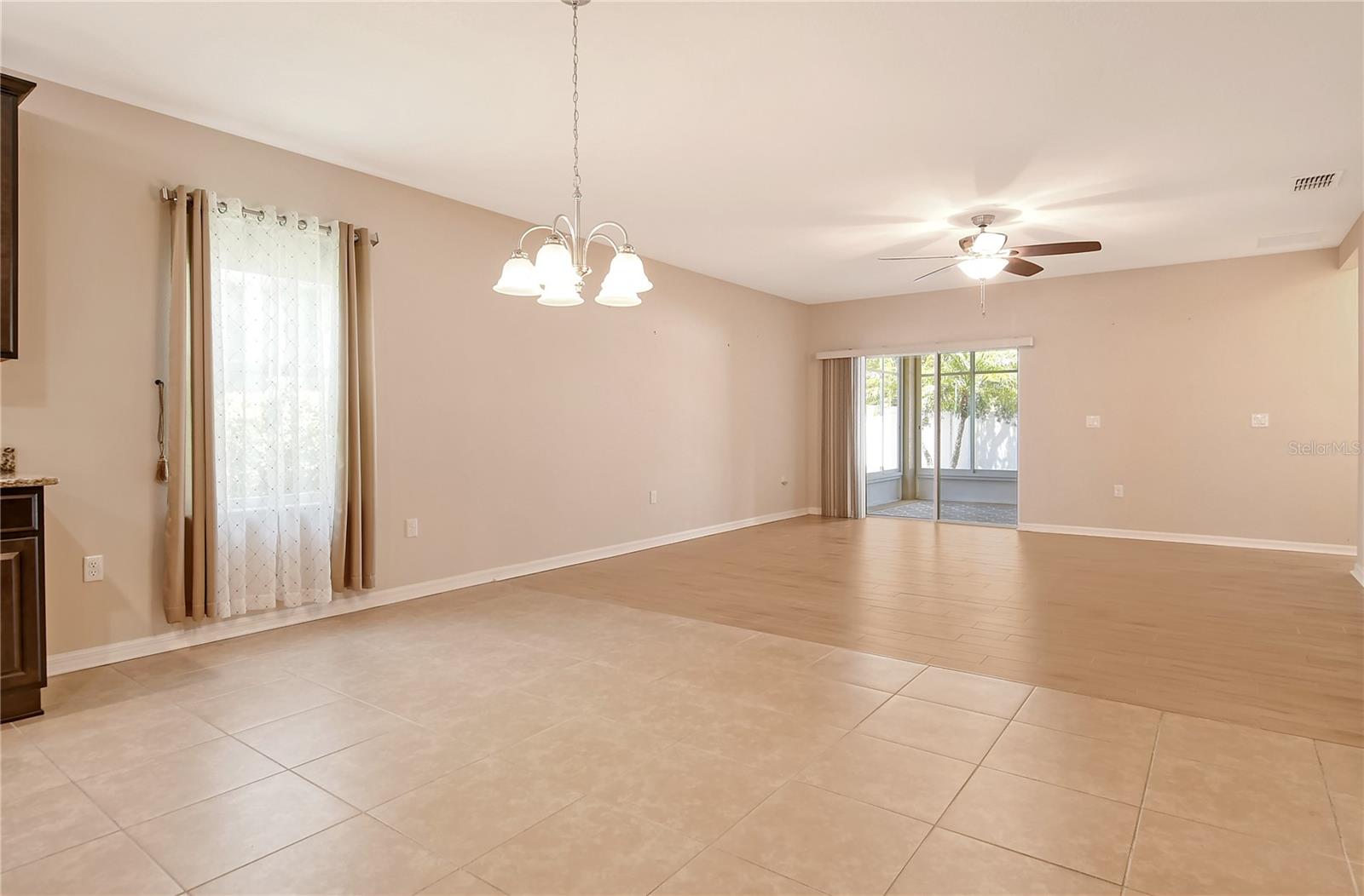 Image 10 of 50 For 27854 Arrowhead Circle