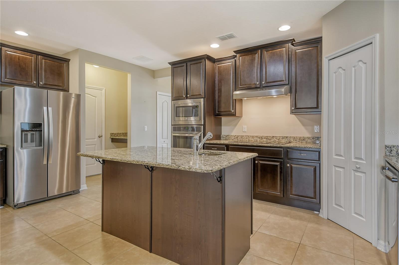 Image 19 of 50 For 27854 Arrowhead Circle