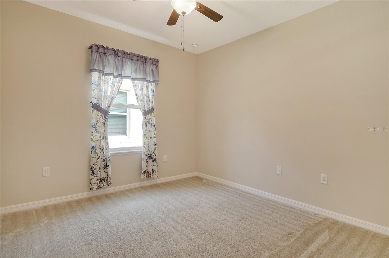 Image 21 of 50 For 27854 Arrowhead Circle