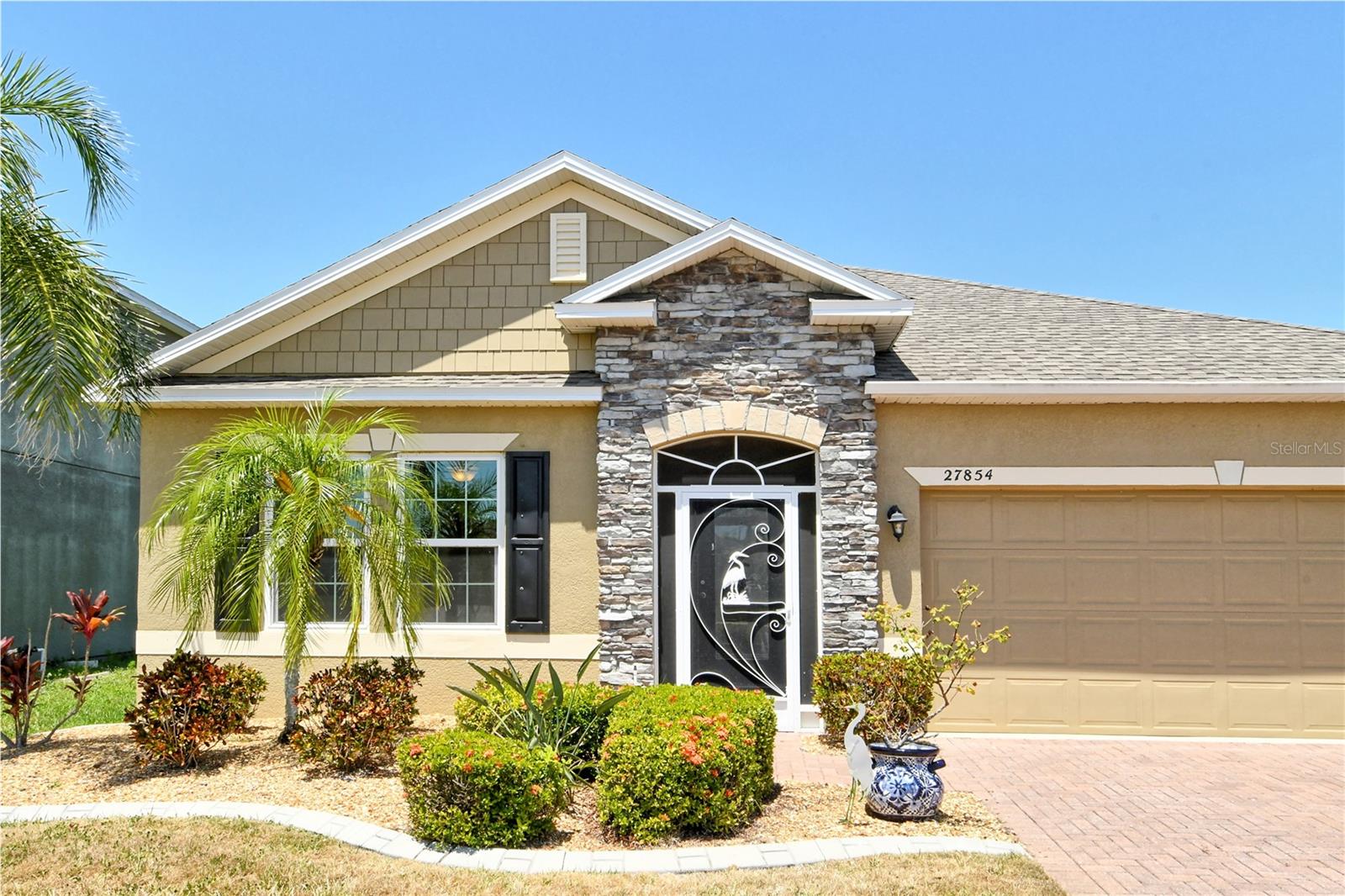 Image 4 of 50 For 27854 Arrowhead Circle