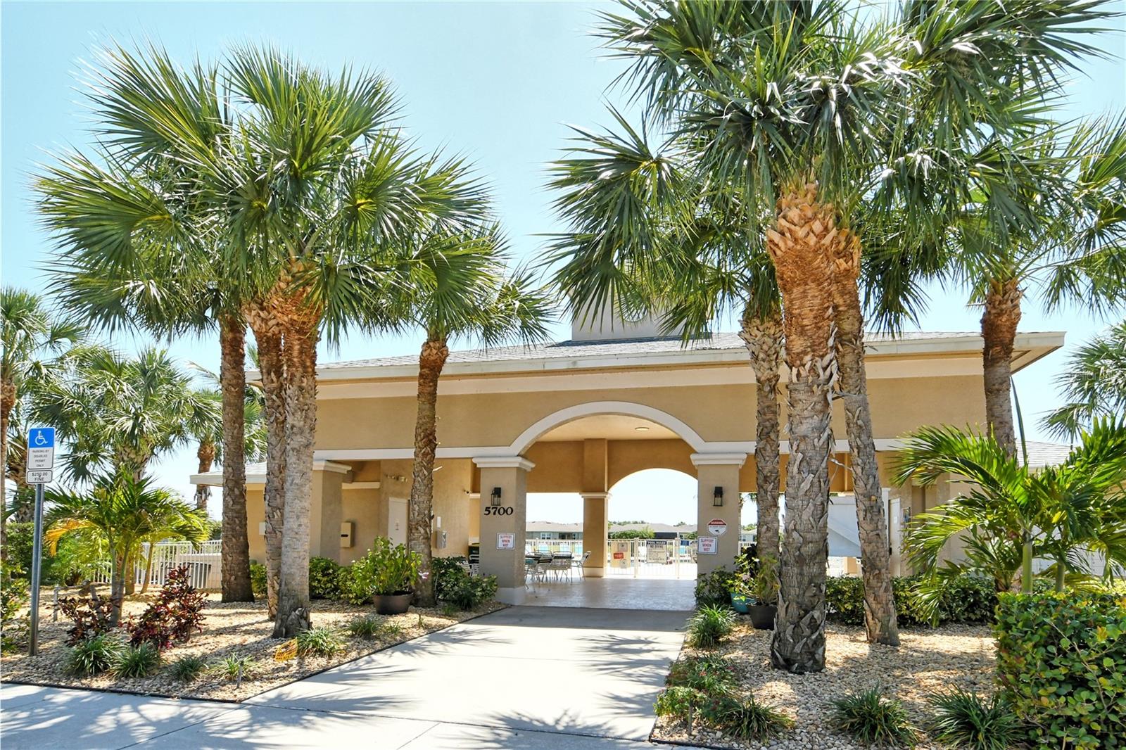 Image 45 of 50 For 27854 Arrowhead Circle