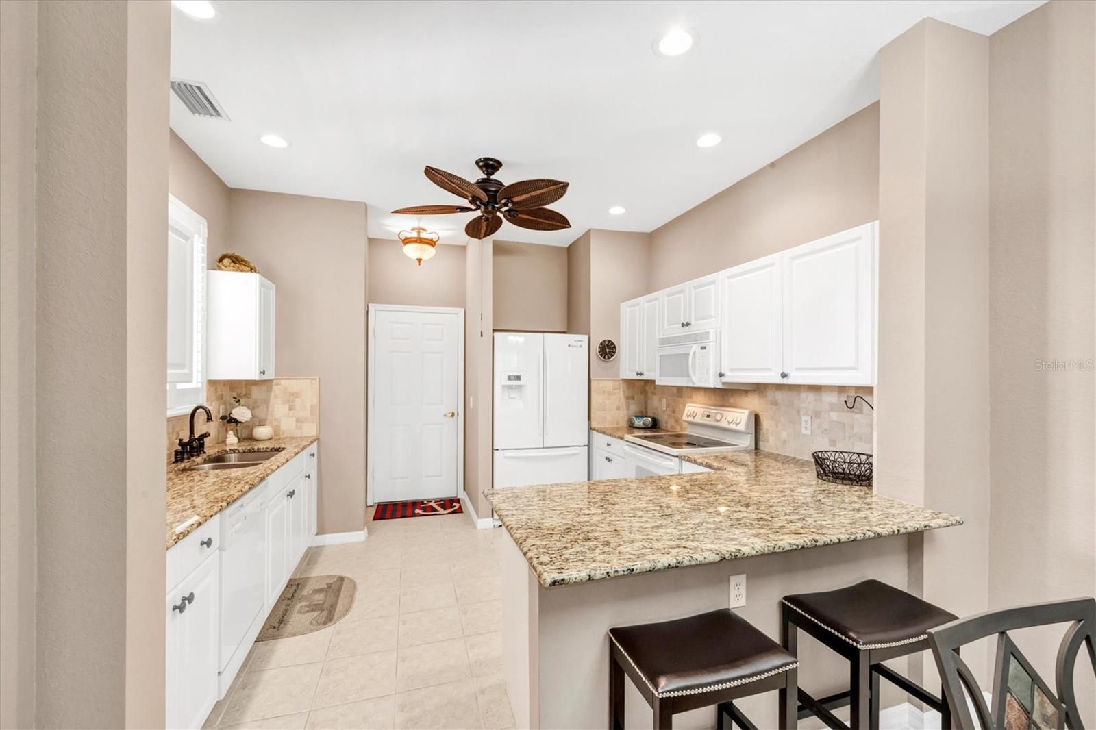 Image 4 of 49 For 2508 Magnolia Circle