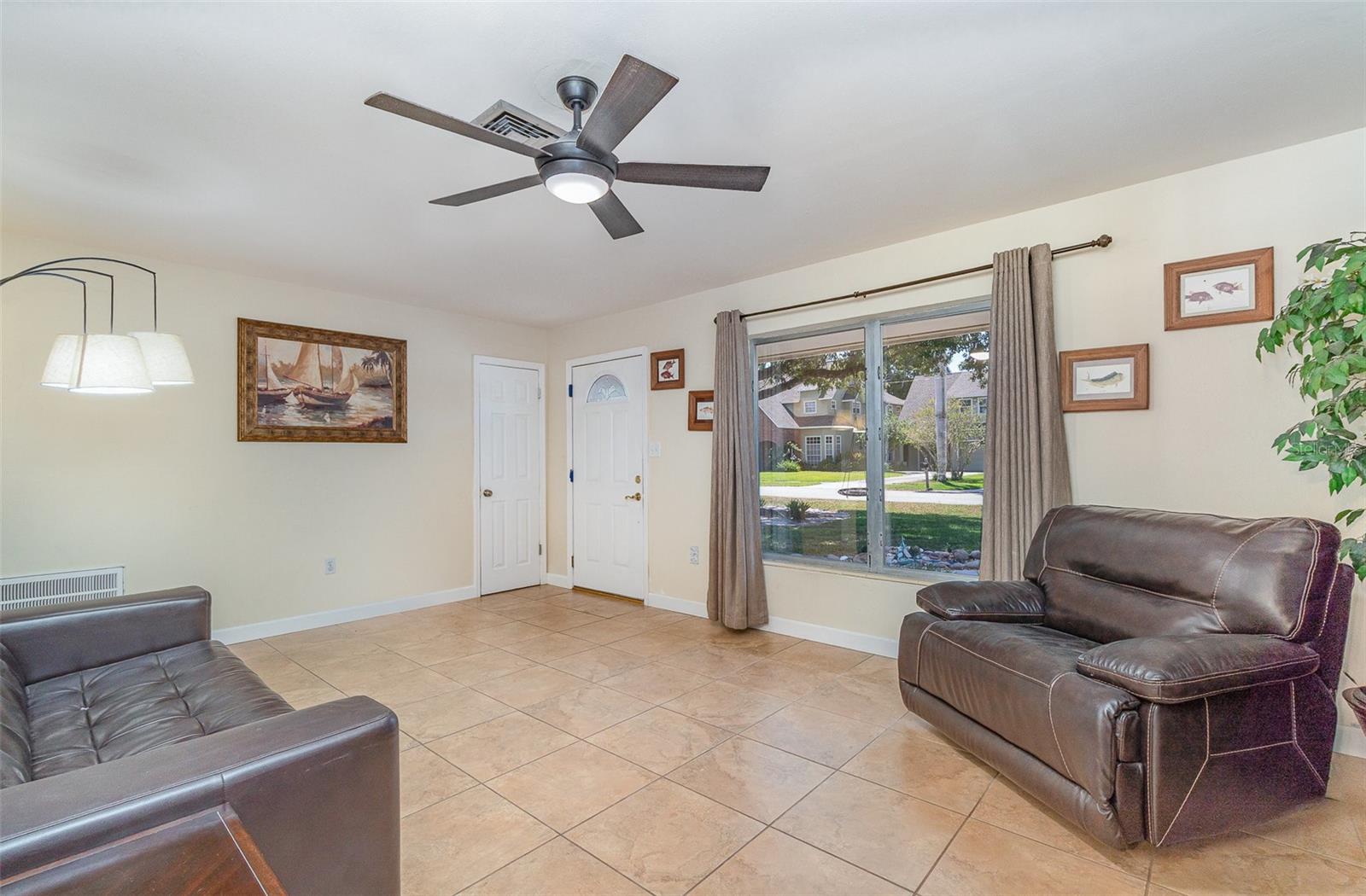 Image 6 of 28 For 3717 Rogers Street