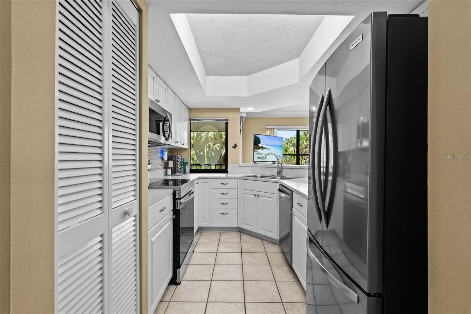Image 12 of 29 For 13351 Greengate Boulevard 427