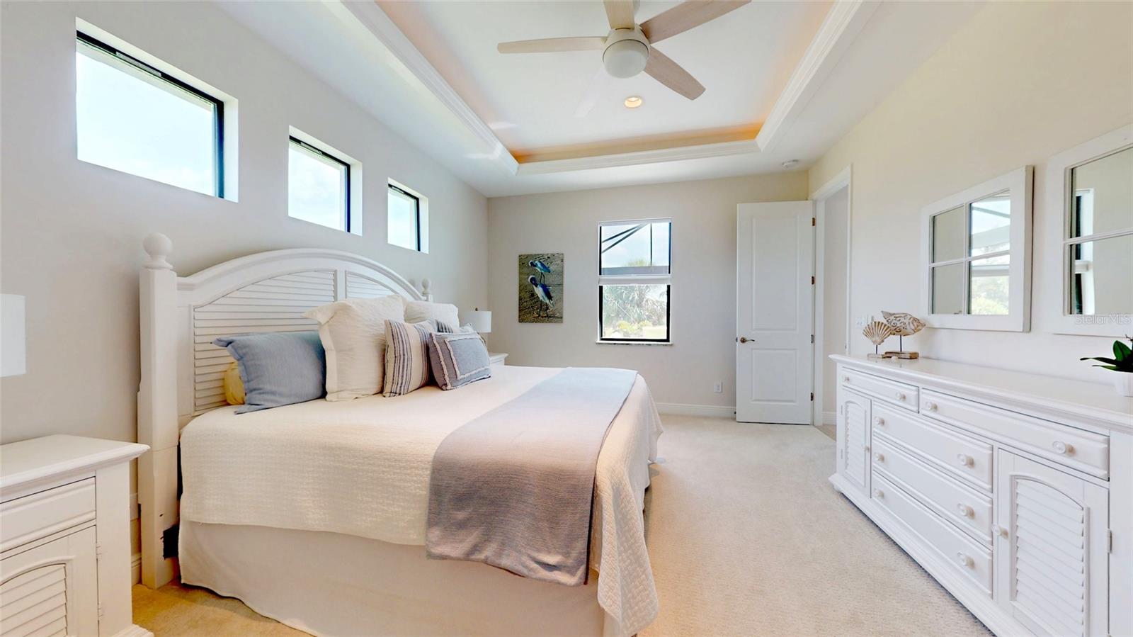 Image 11 of 55 For 24103 Pyramid Way