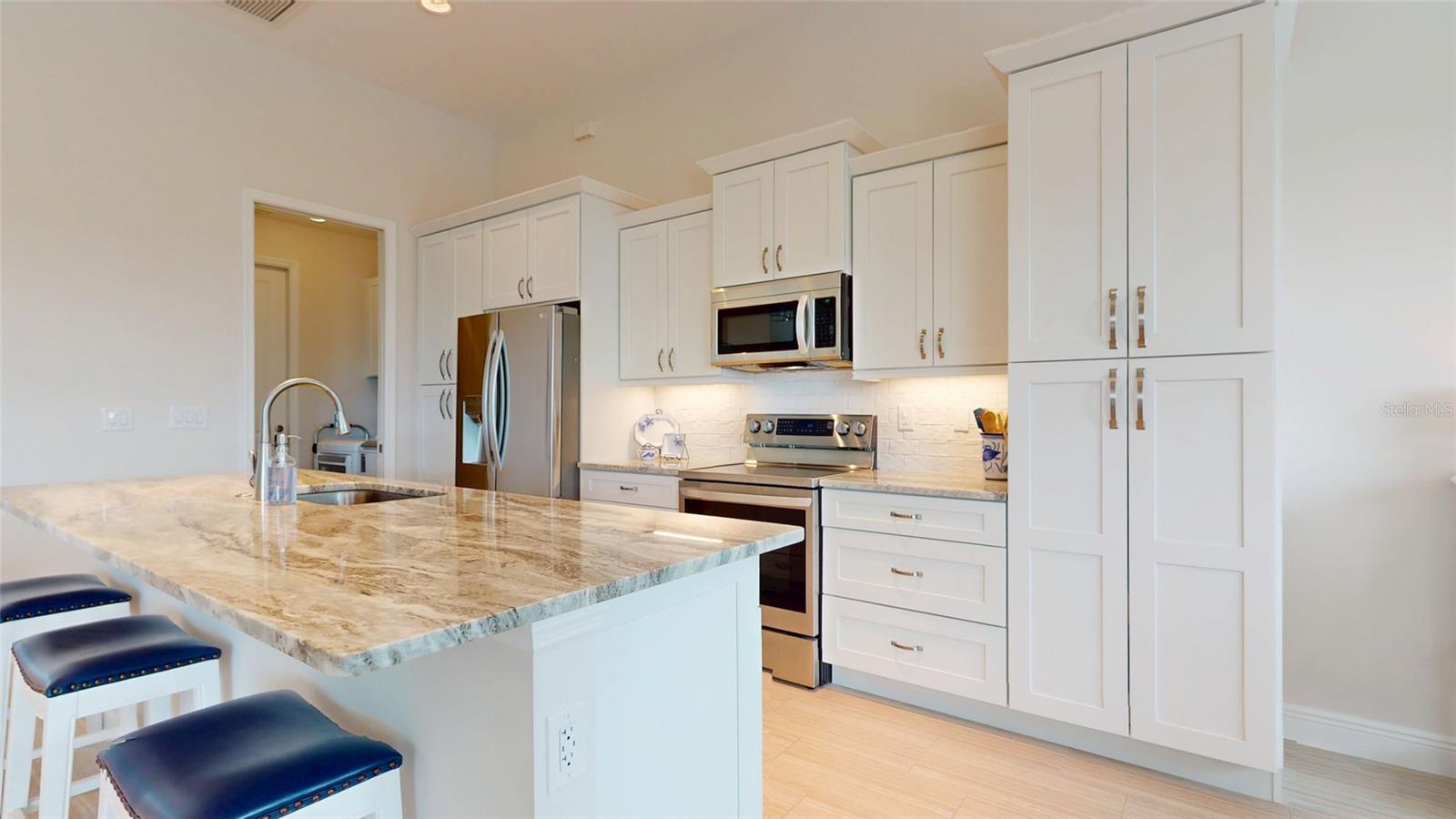 Image 43 of 55 For 24103 Pyramid Way