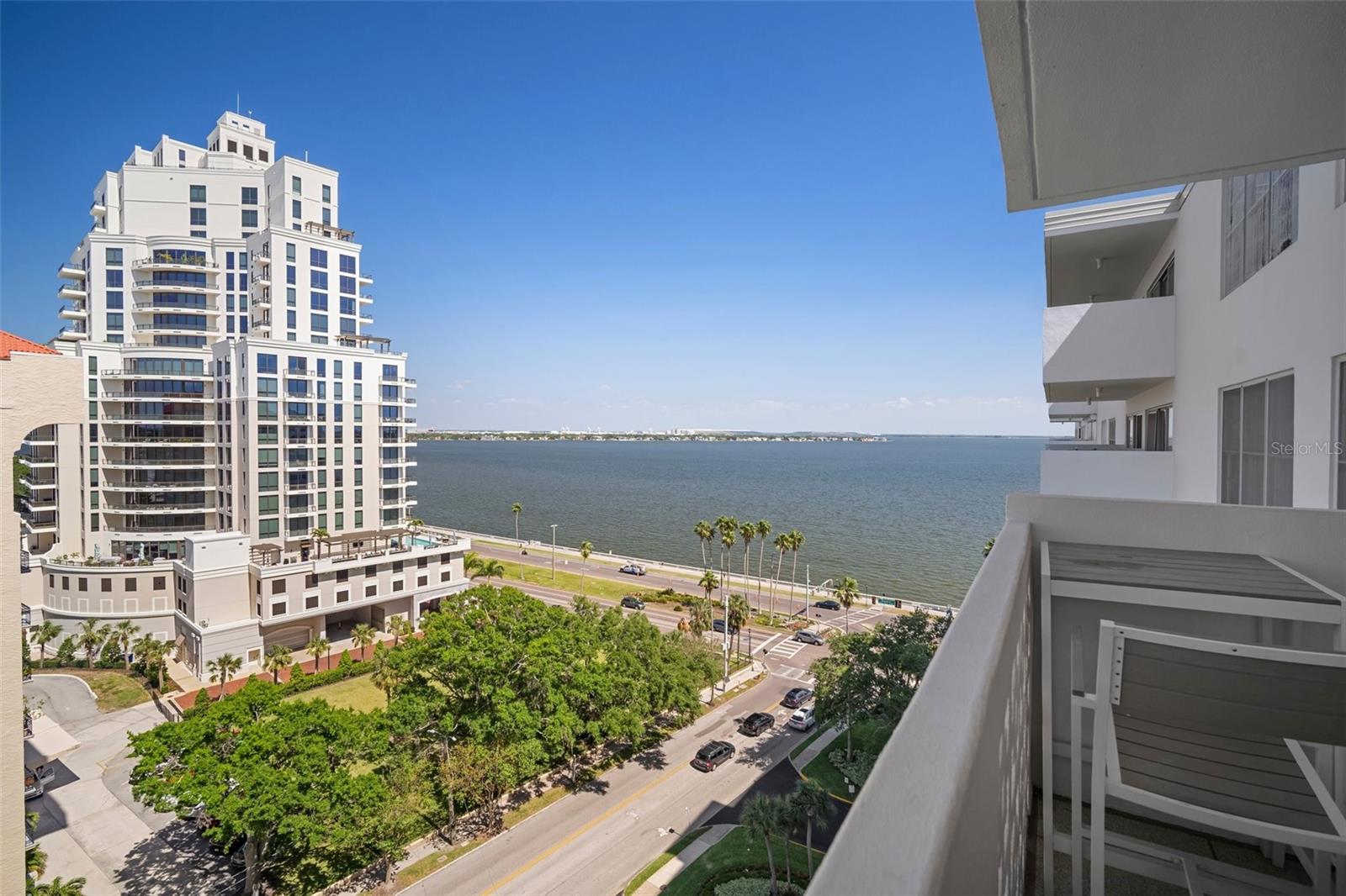 Image 22 of 67 For 2401 Bayshore Boulevard 1204