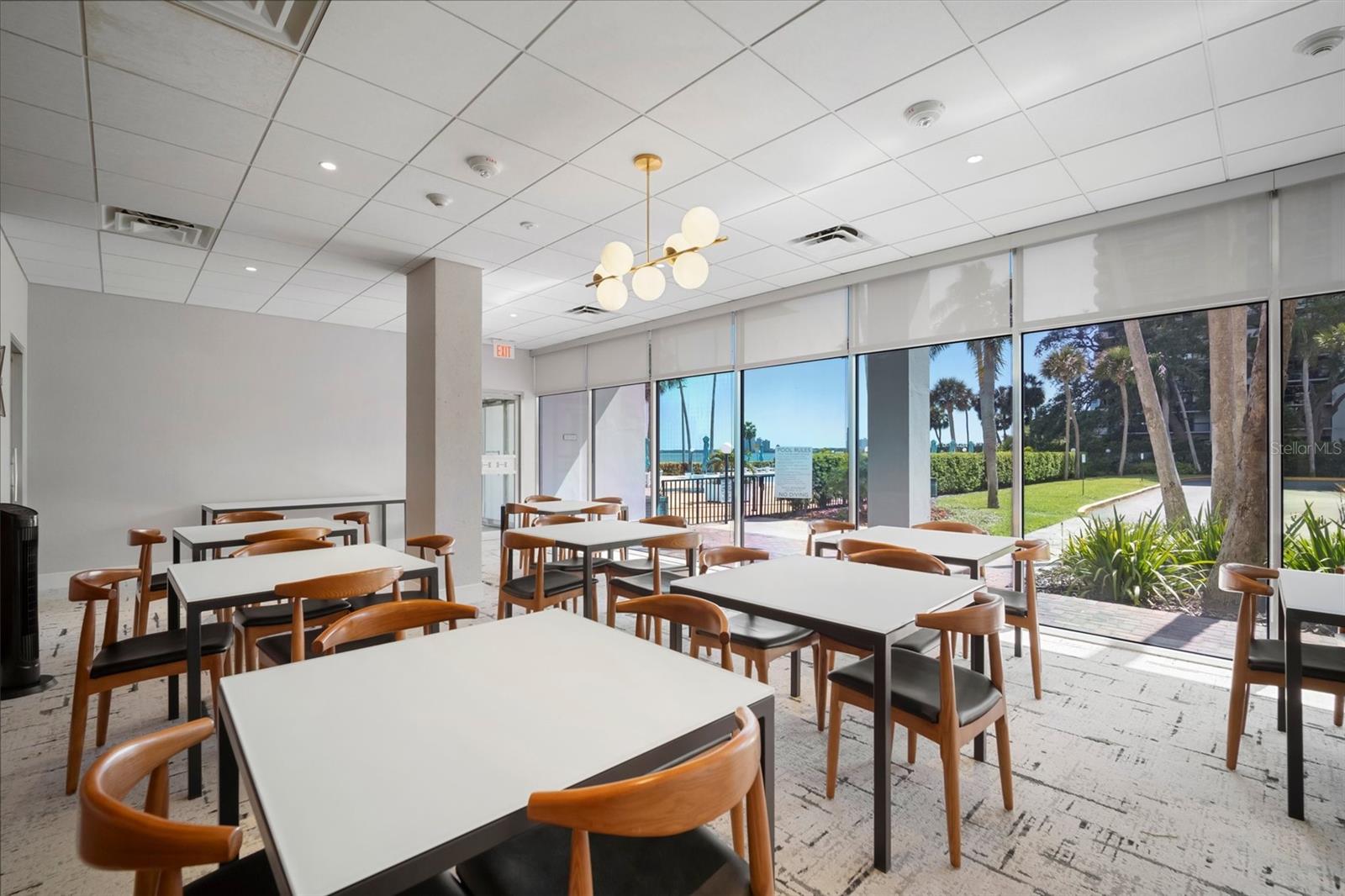 Image 47 of 67 For 2401 Bayshore Boulevard 1204