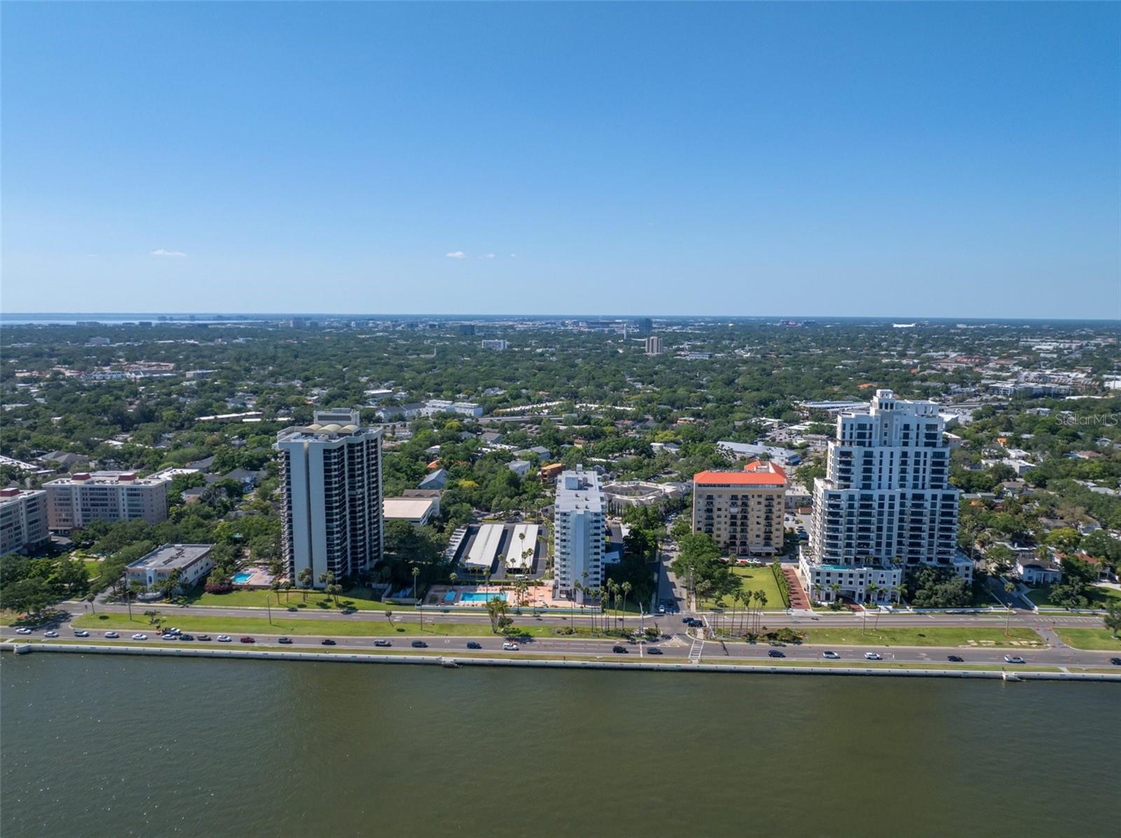 Image 56 of 67 For 2401 Bayshore Boulevard 1204