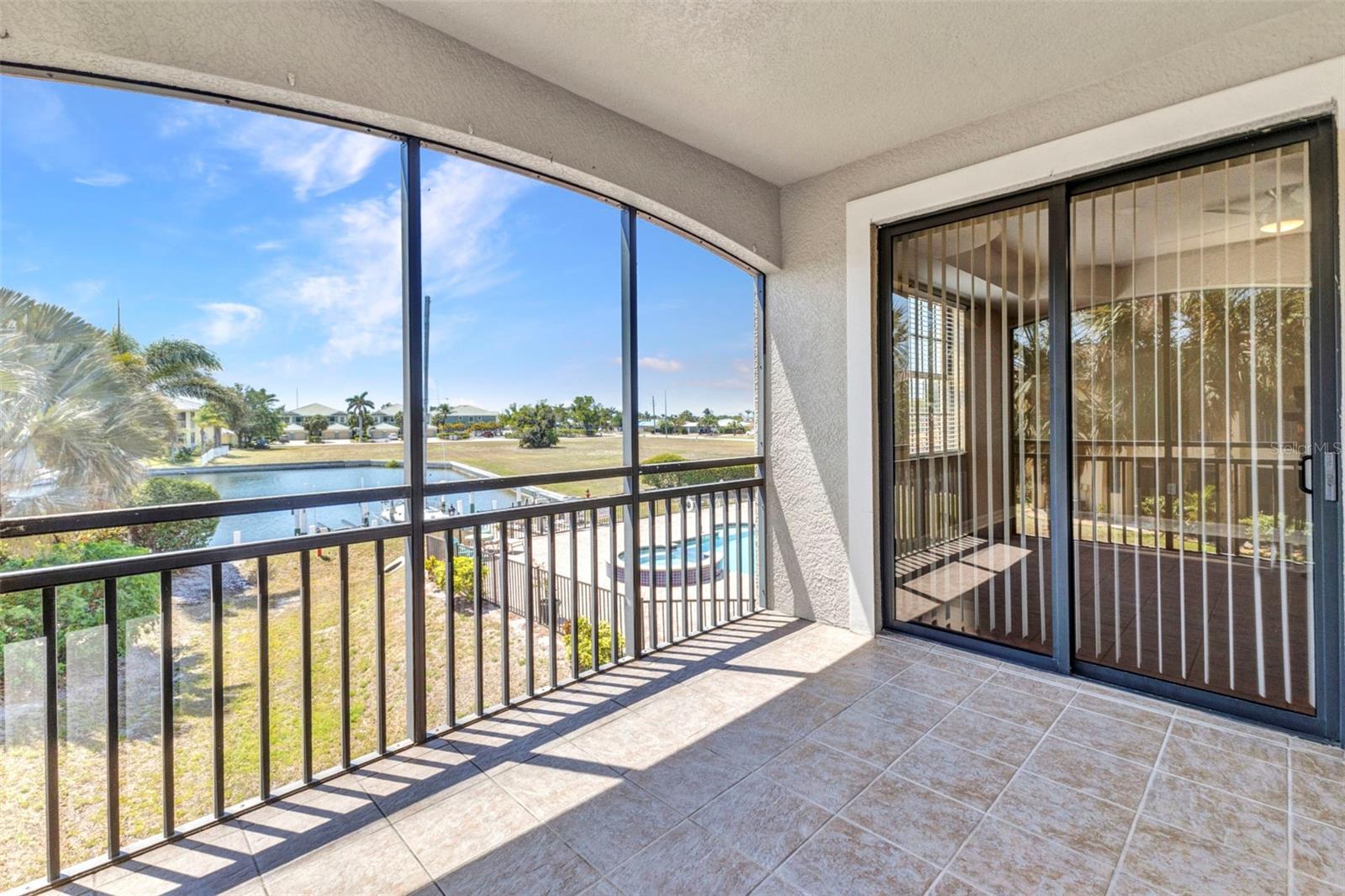 Image 19 of 45 For 1349 Aqui Esta Drive 121