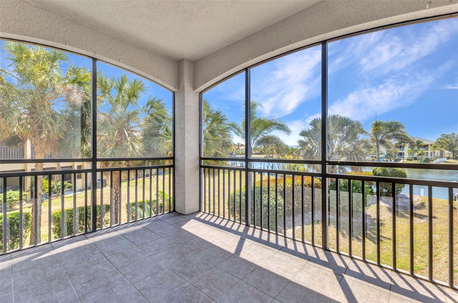 Image 5 of 45 For 1349 Aqui Esta Drive 121