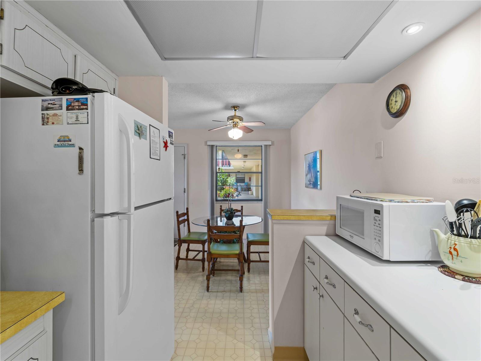 Image 17 of 30 For 72 Boundary Boulevard 226