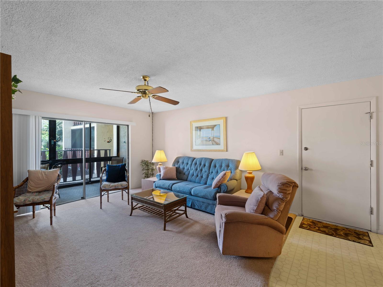 Image 6 of 30 For 72 Boundary Boulevard 226