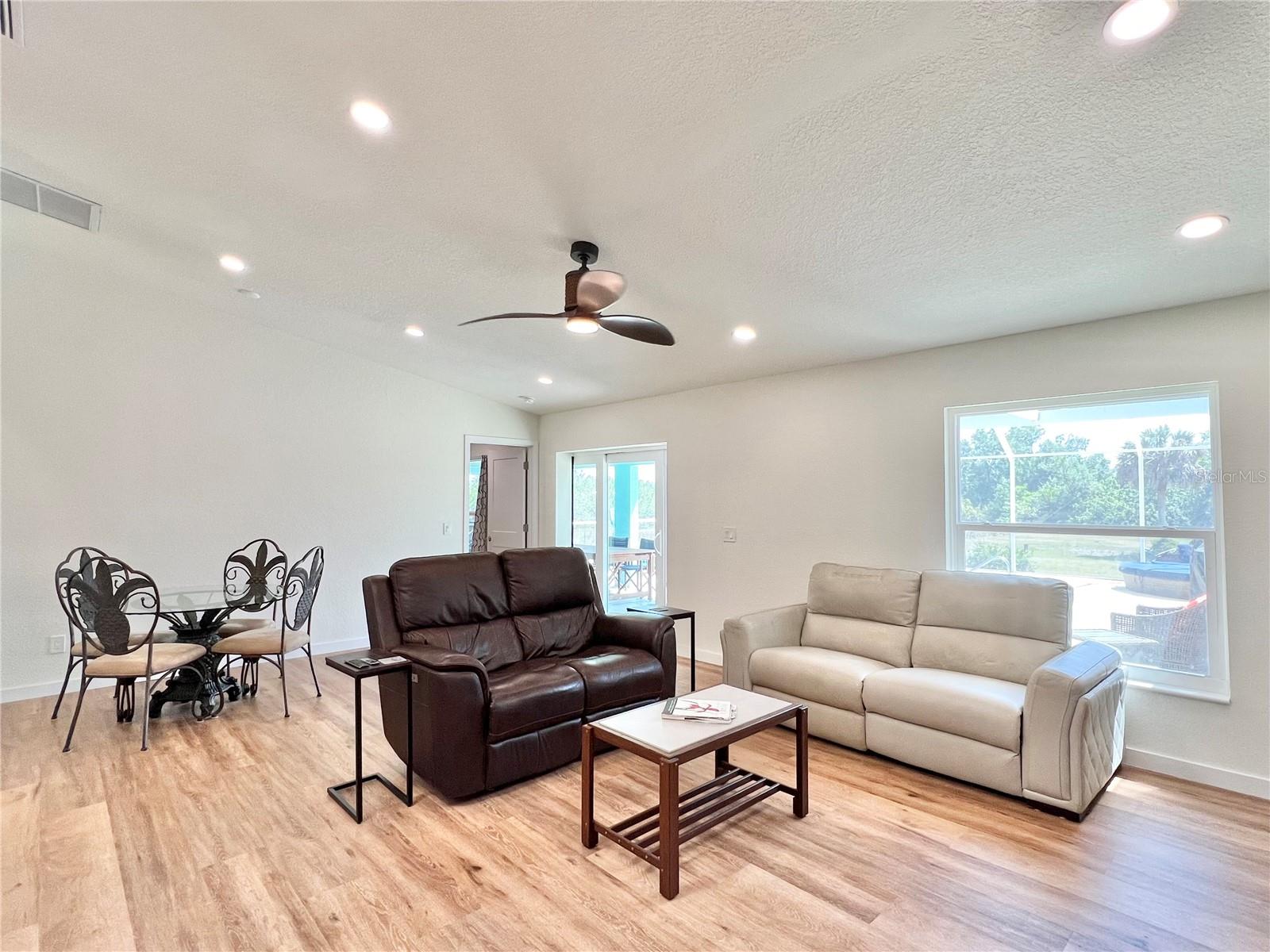 Image 10 of 35 For 6308 Grove Boulevard