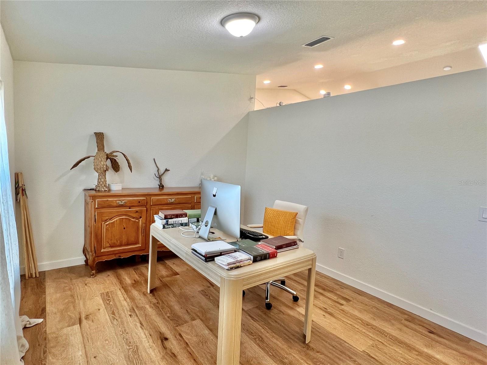 Image 16 of 35 For 6308 Grove Boulevard