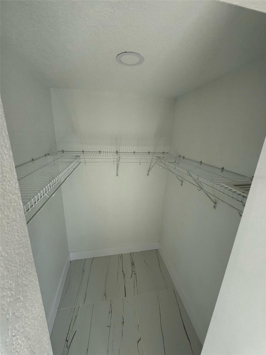 Image 13 of 22 For 20275 Gentry Avenue