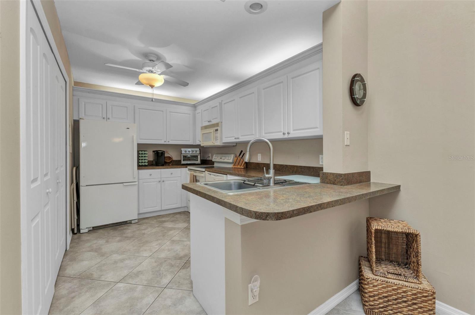 Image 10 of 54 For 3300 Loveland Boulevard 2801